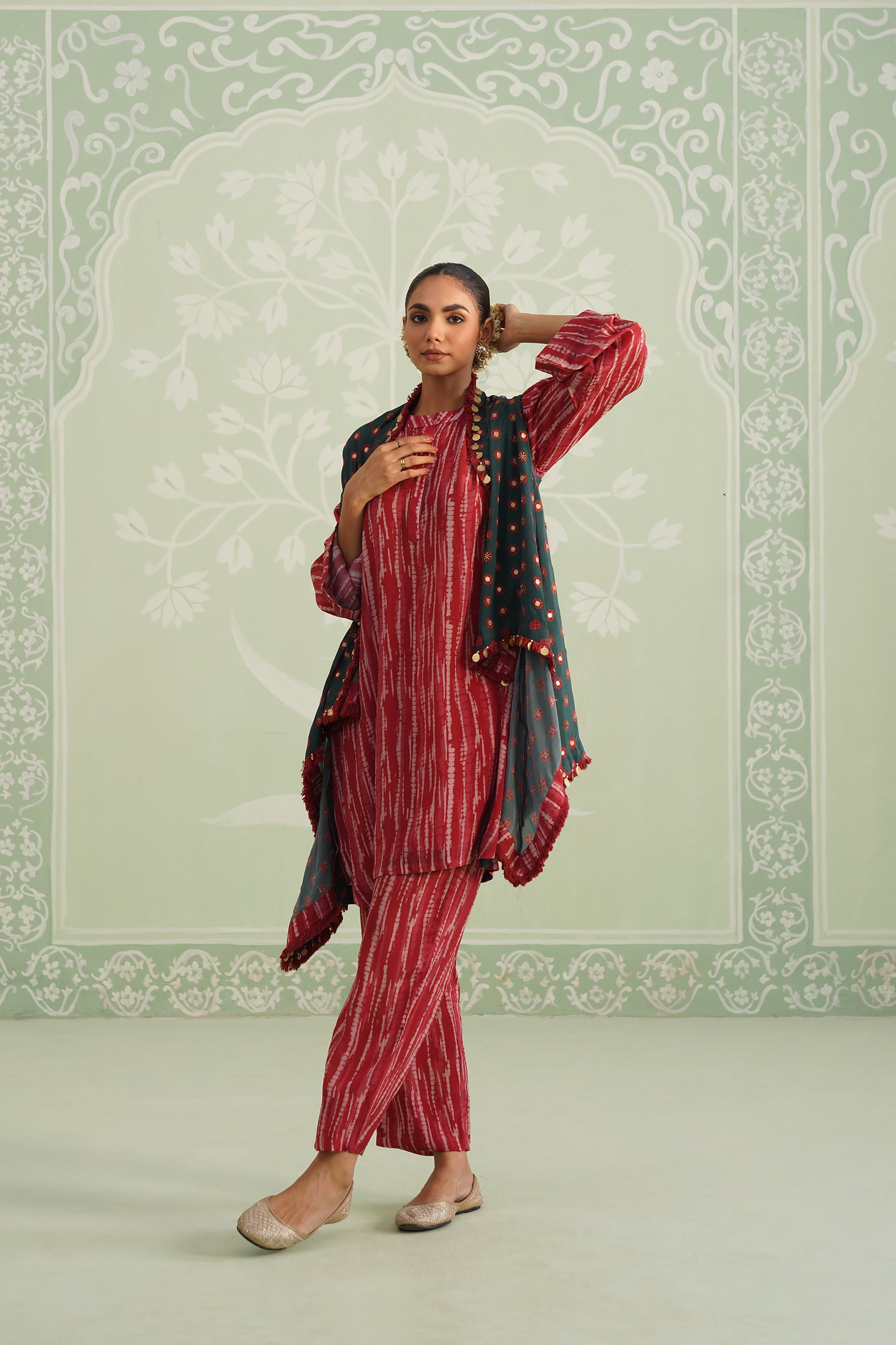 Riana Embroidered Crepe Matching Set