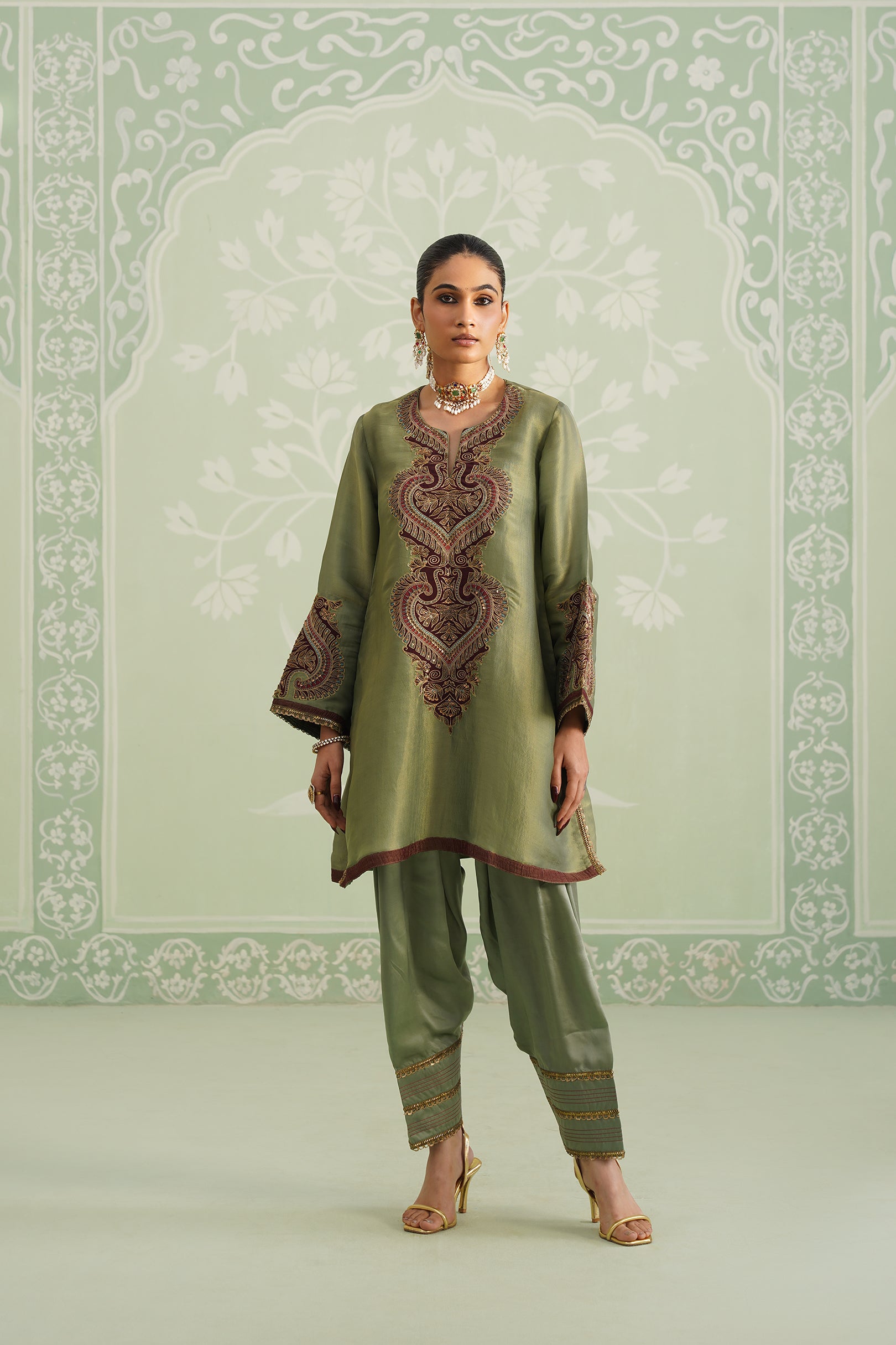 Chitvan Shimmer Satin Embroidered Matching Set - Neetika Chopra