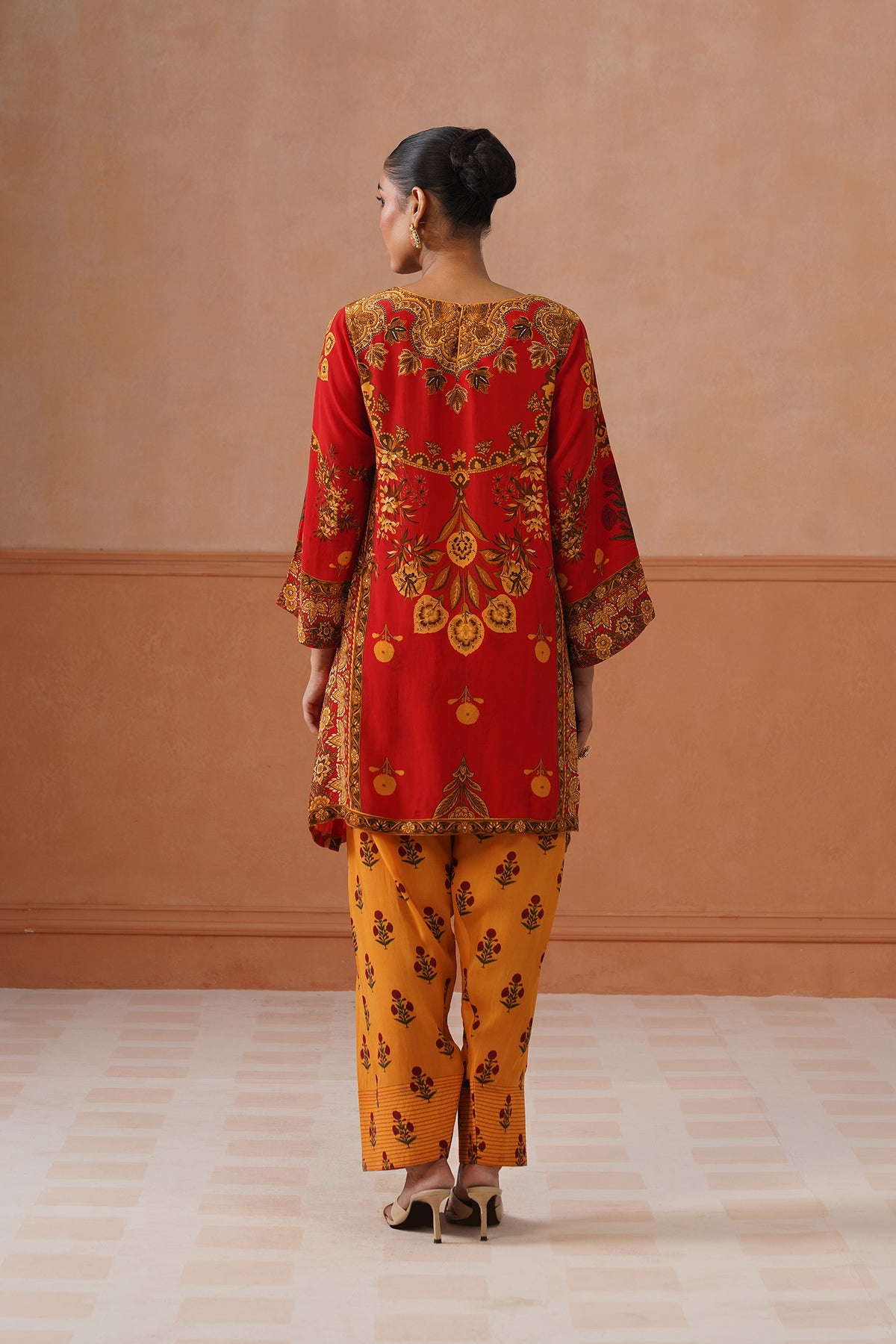 Vanya Crepe Printed Suit Set