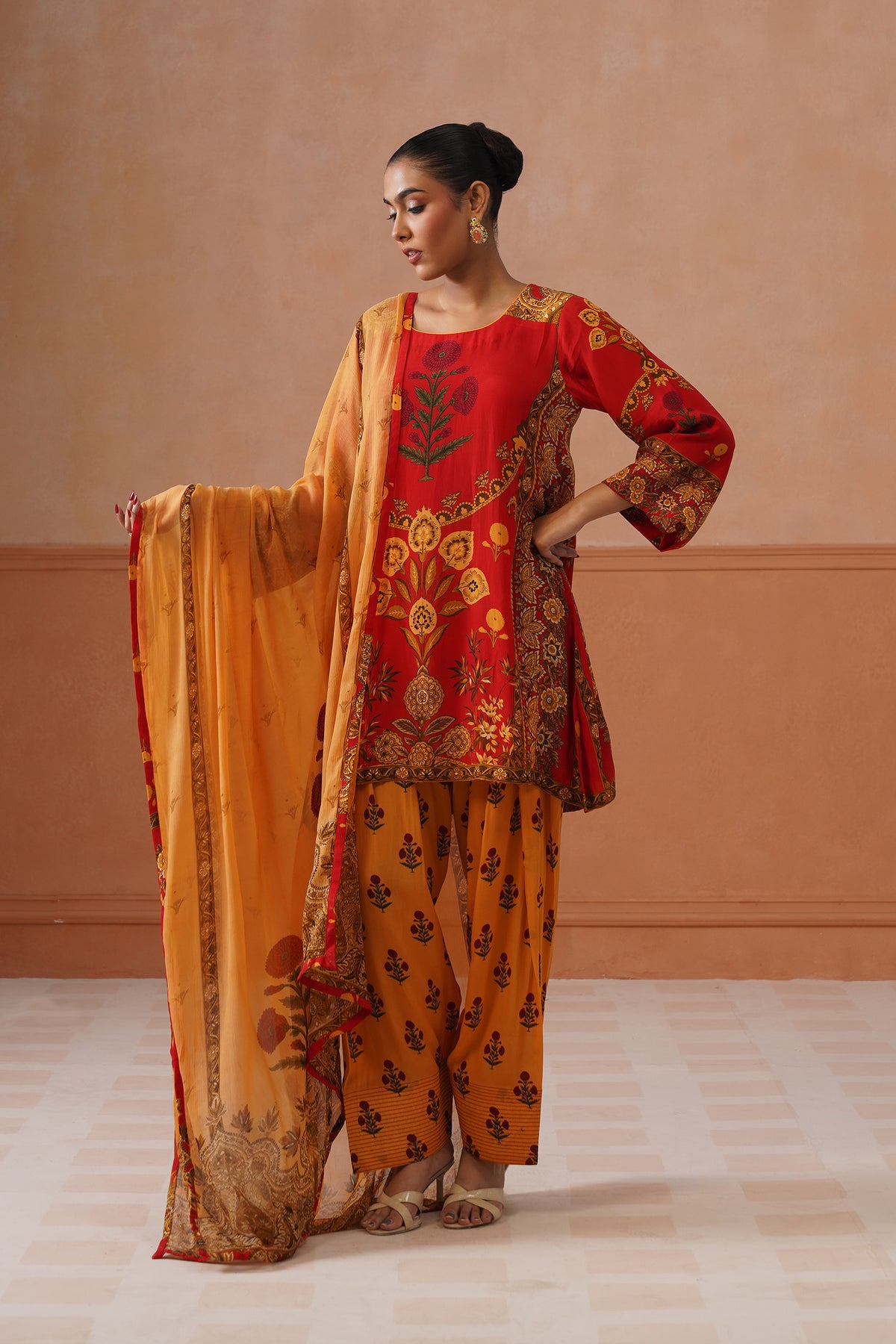 Vanya Crepe Printed Suit Set