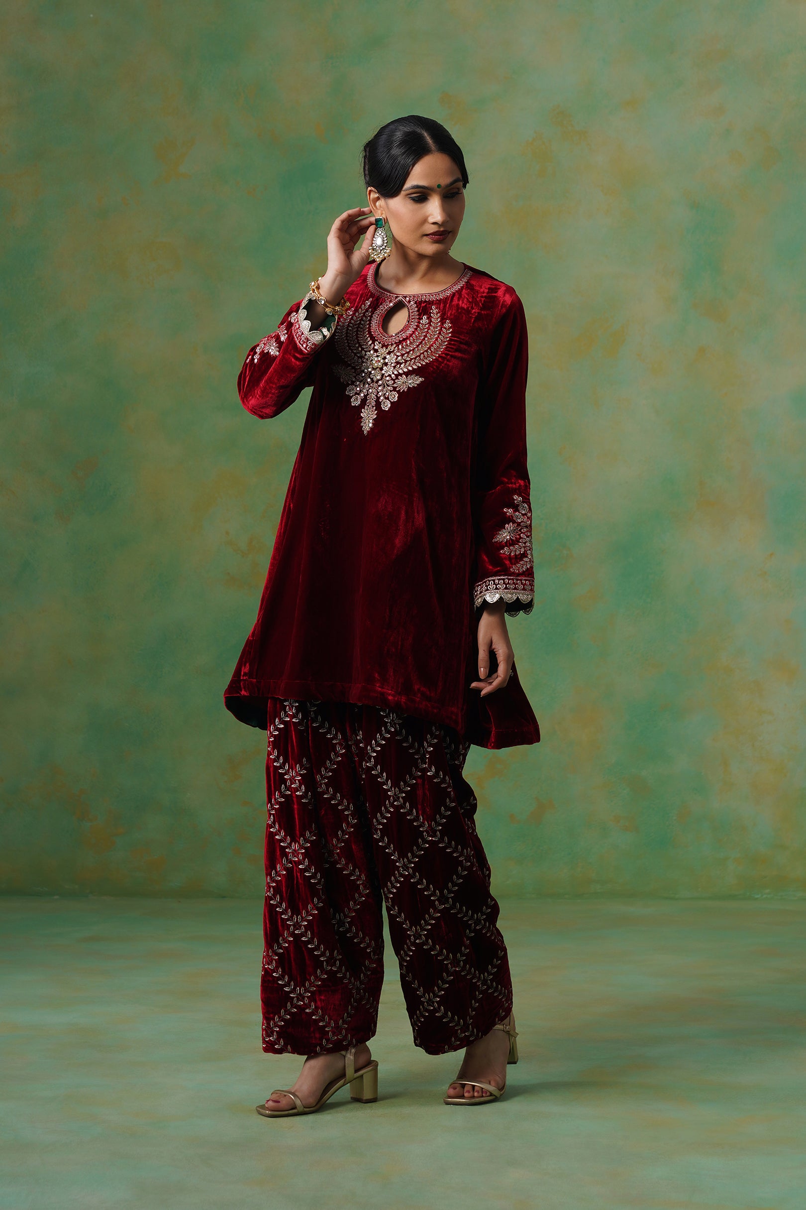 Kashvi Velvet Embroidered Suit Set