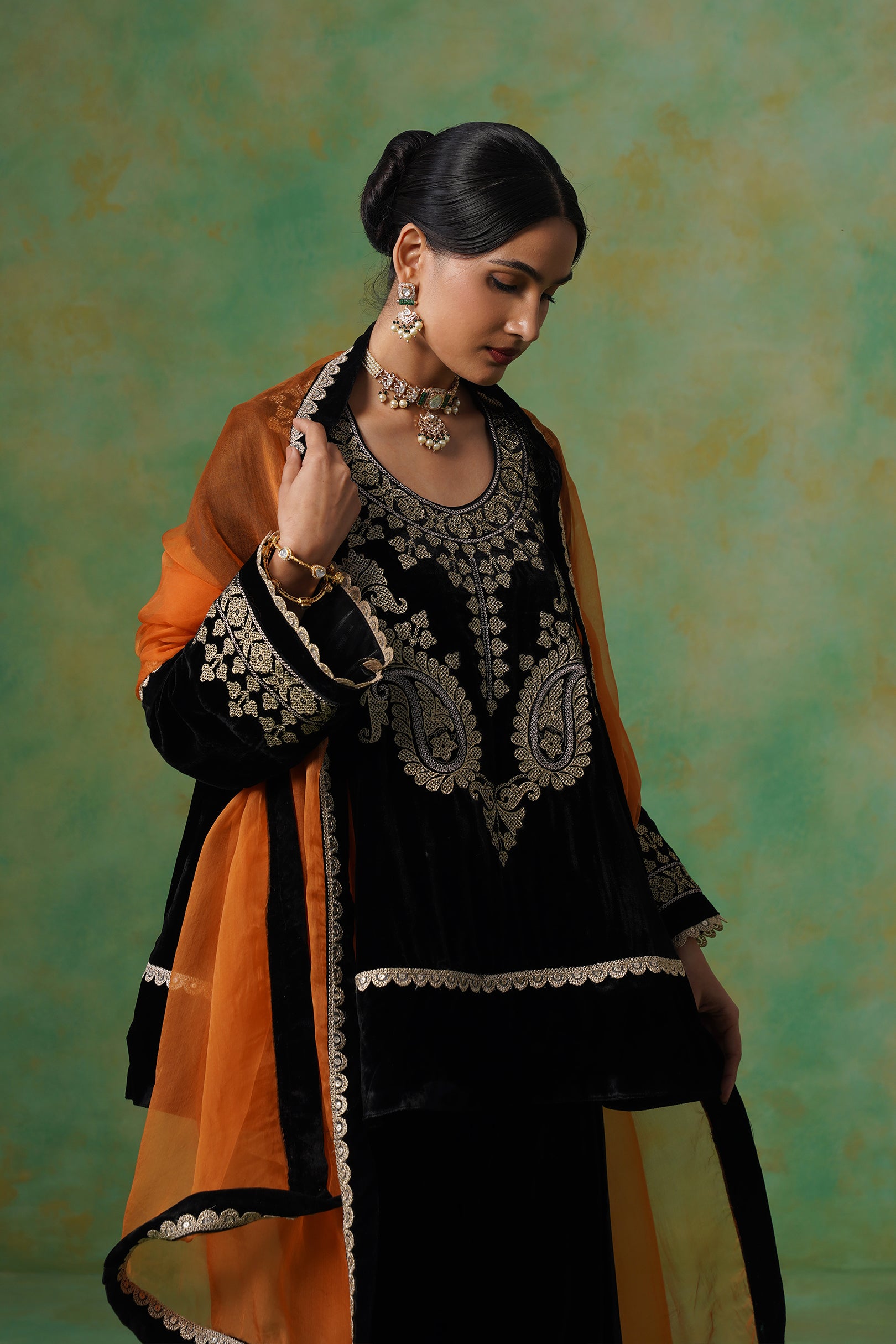 Kavya Embroidered Velvet Suit Set