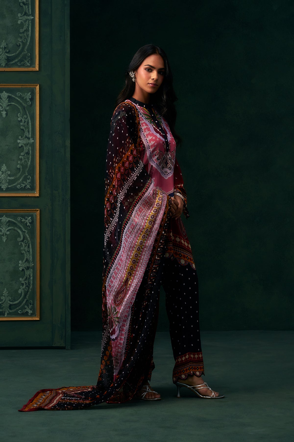 Tavira Crepe Printed Suit Set