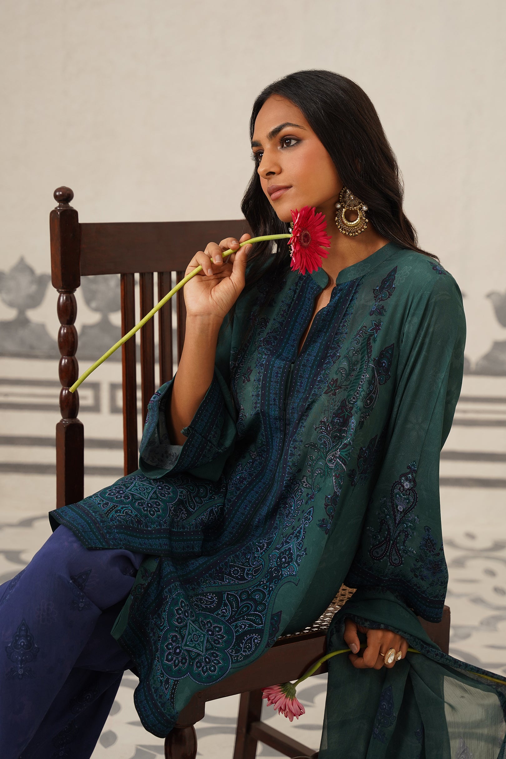 Noor Crepe Printed Suit Set