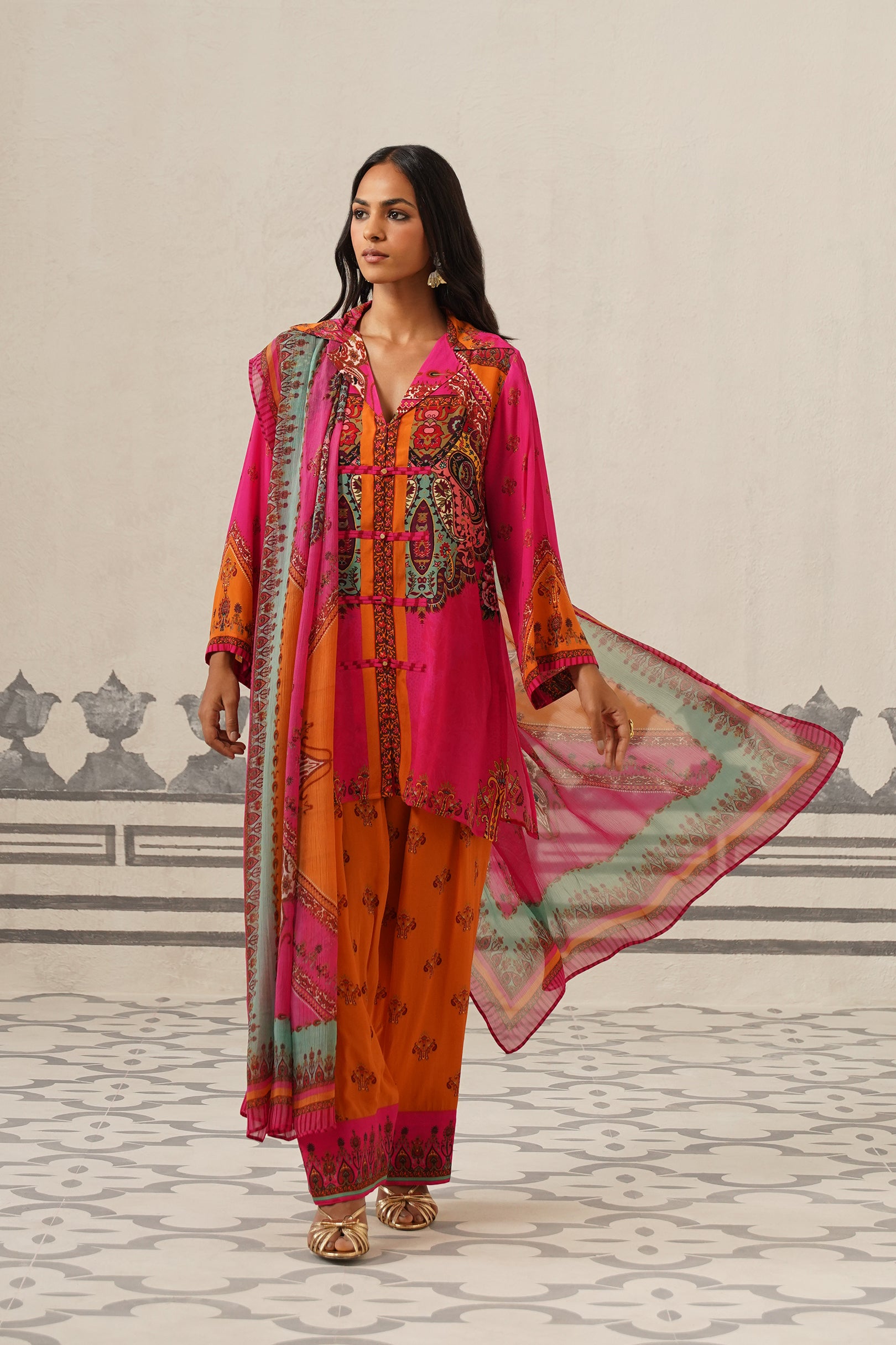 Reet Crepe Printed Suit Set