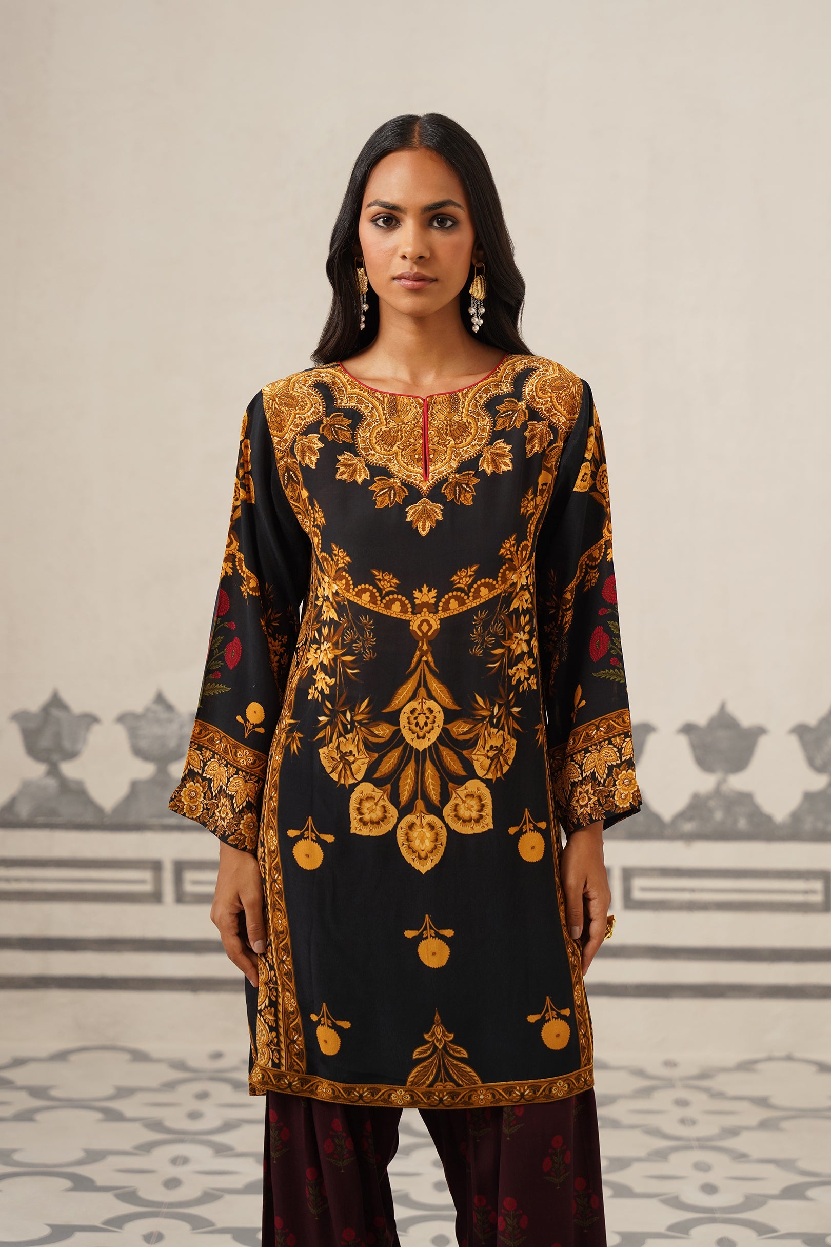 Areeba Crepe Printed Suit Set