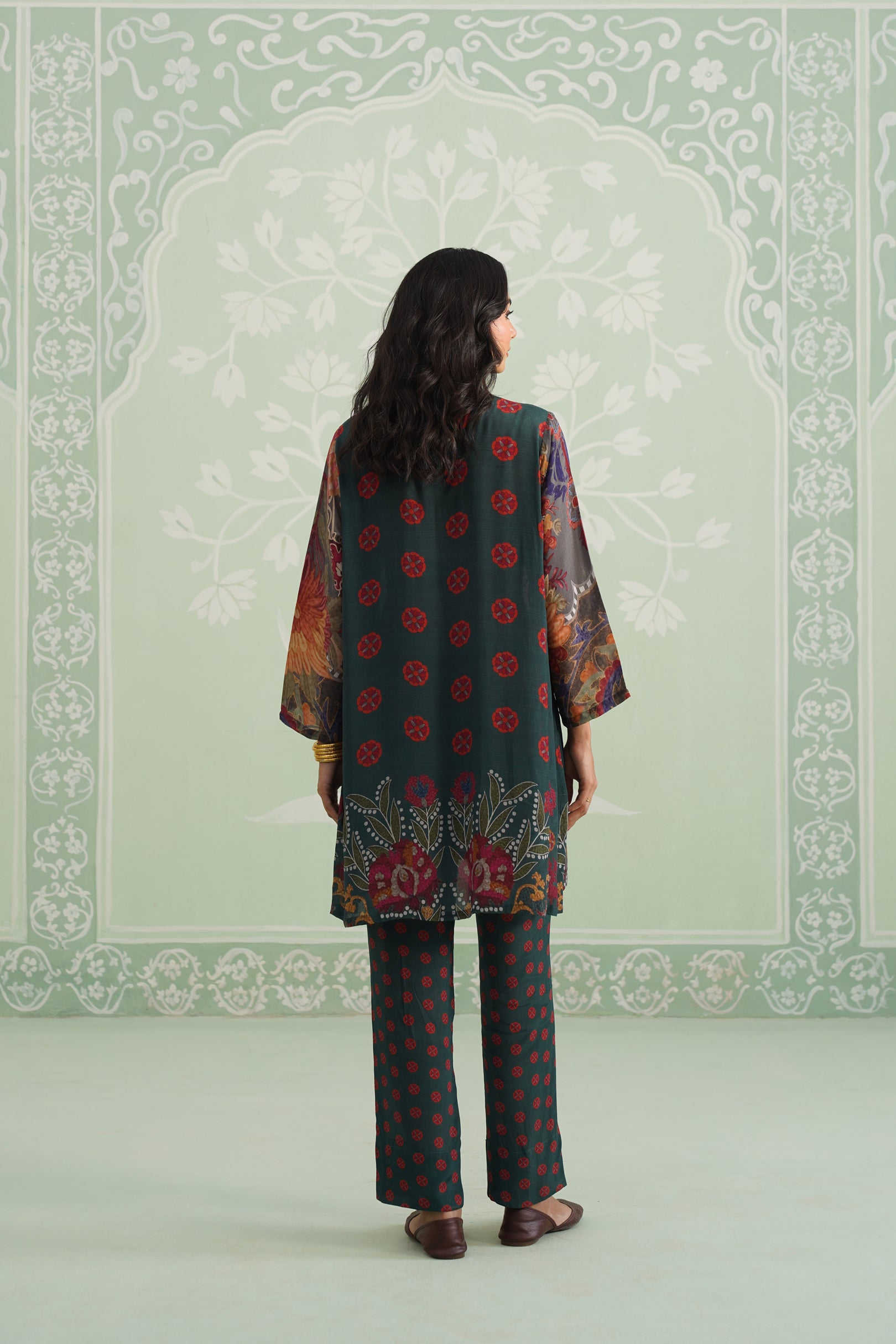 Kinni Printed Hand Embroidered Crepe Matching Set