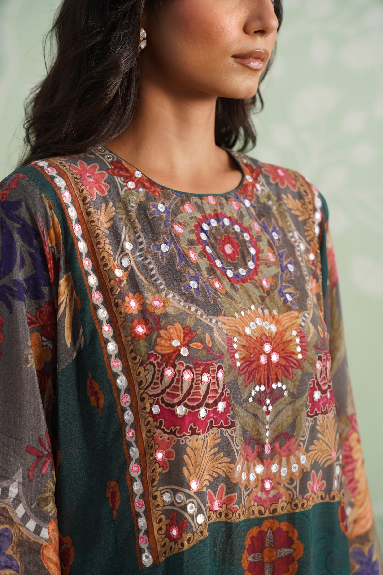Kinni Printed Hand Embroidered Crepe Matching Set