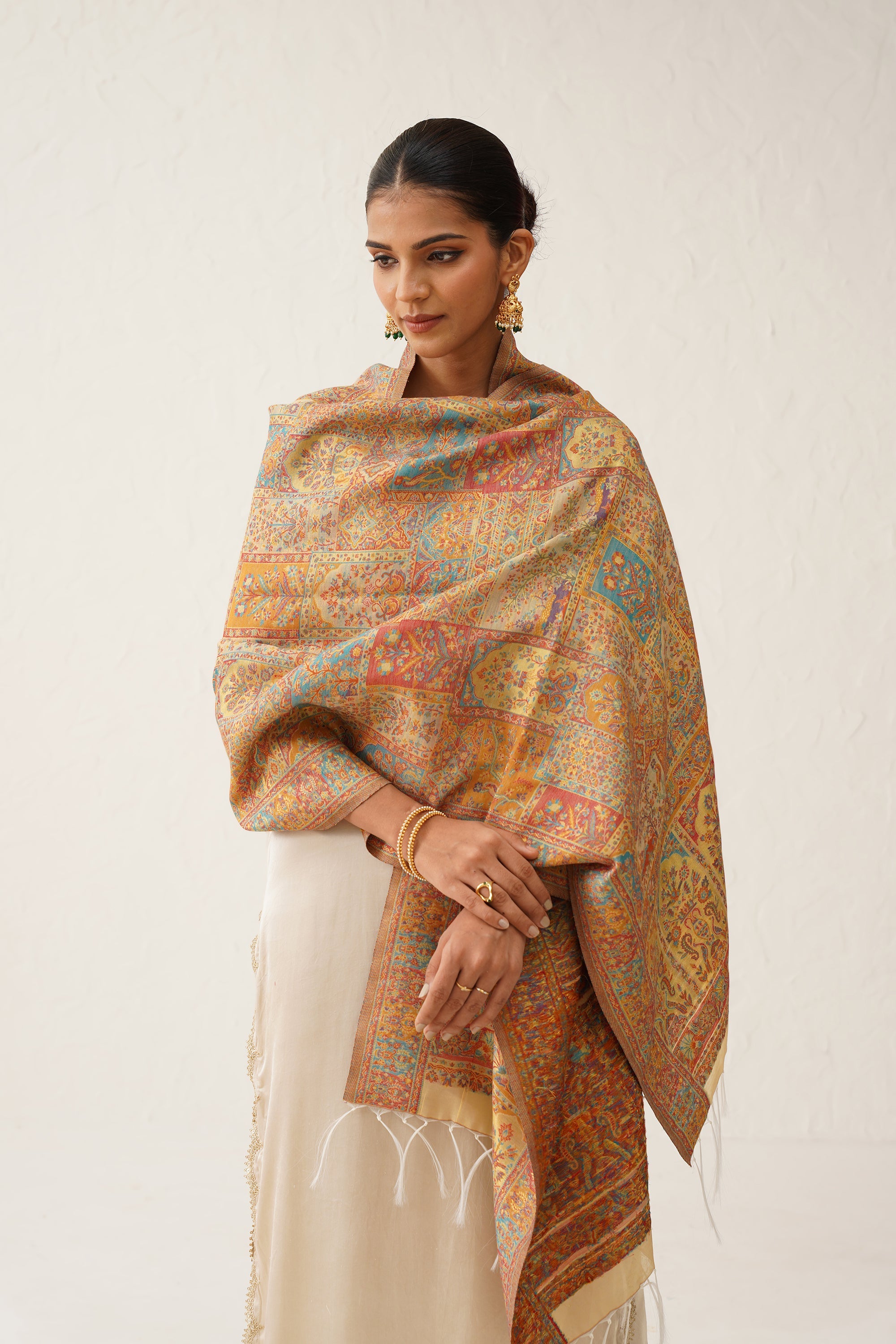 Beige Kaani Tassel Dupatta - Neetika Chopra