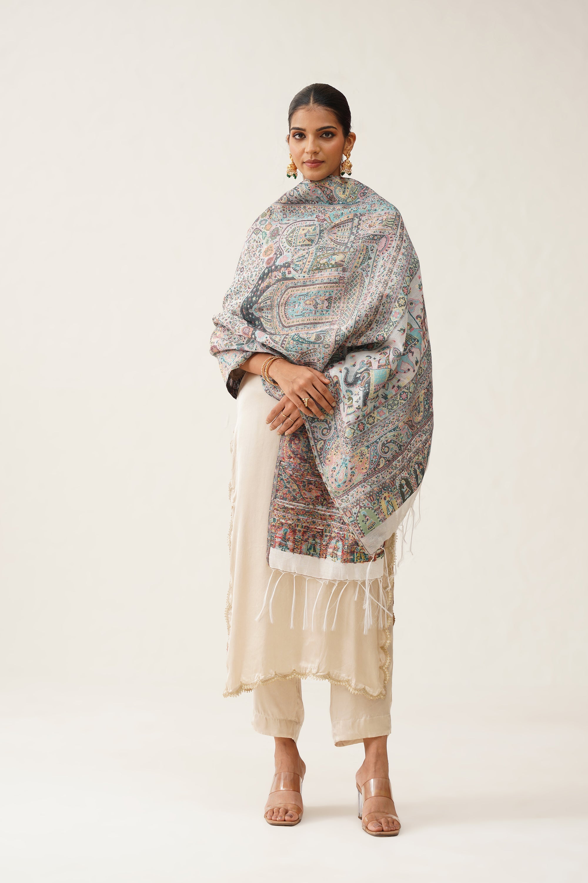 Kareena Kaani Dupatta With Tassels - Neetika Chopra