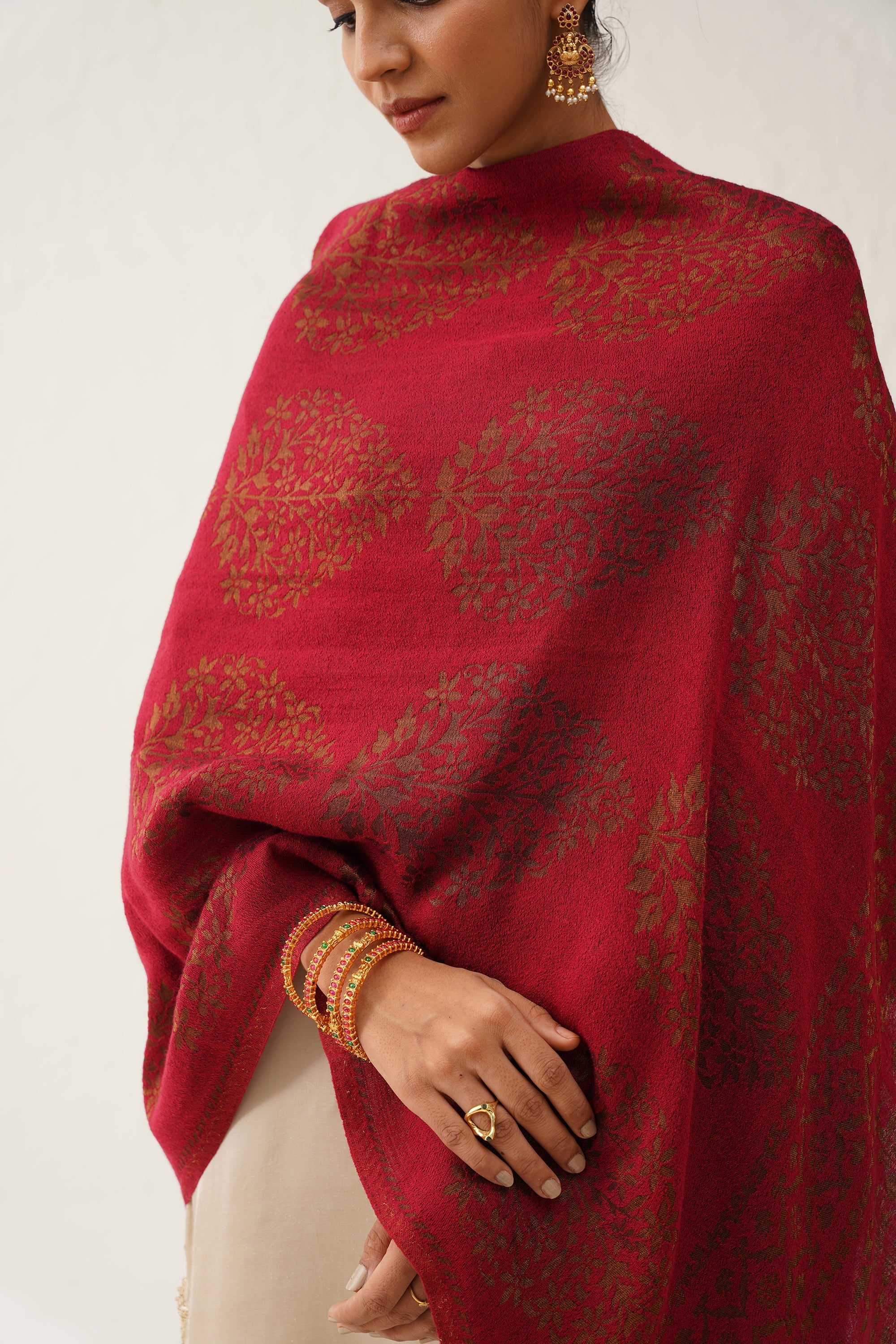 Falak Moonlight Woollen Shawl - Neetika Chopra