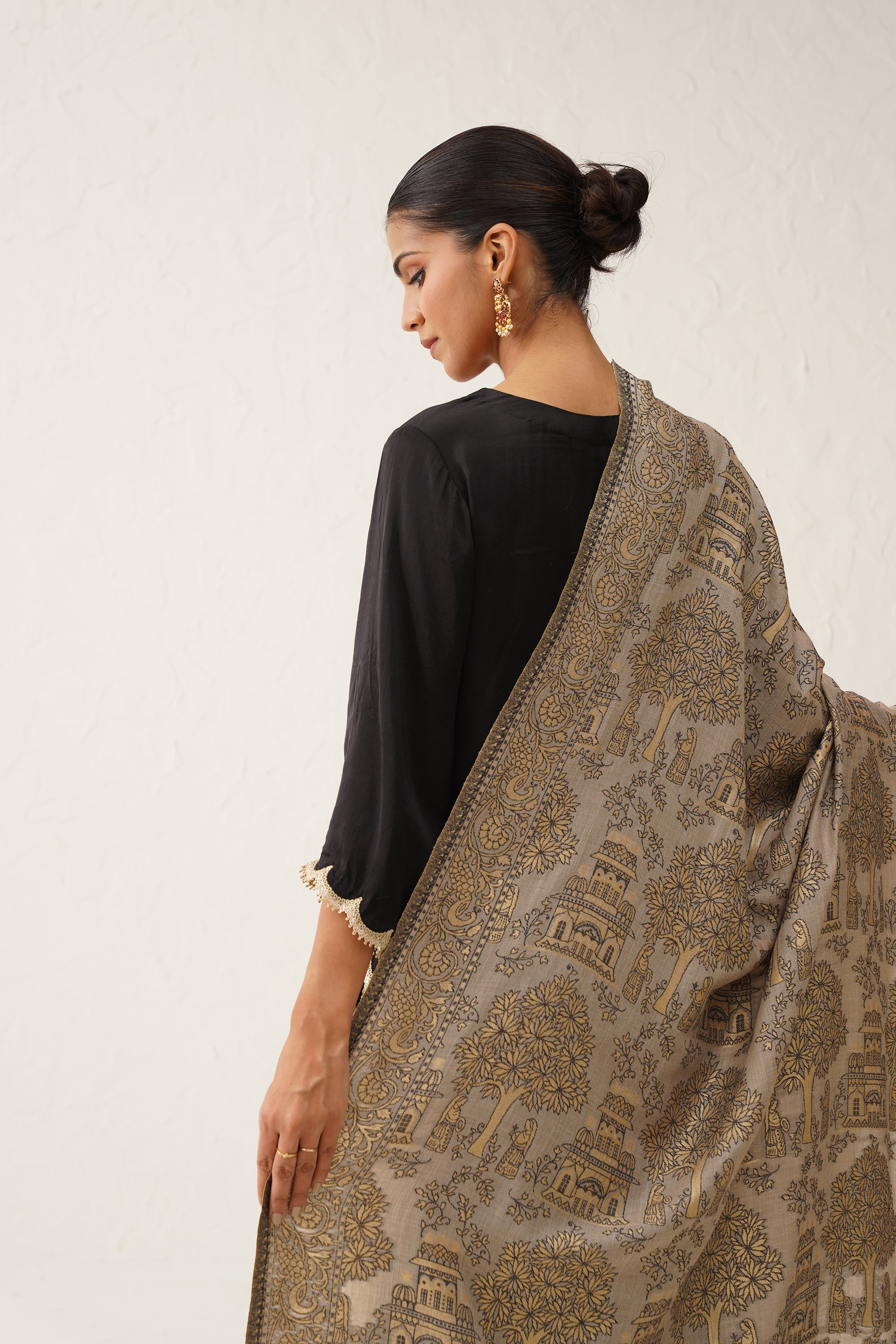Gohar Woollen Lurex Shawl - Neetika Chopra