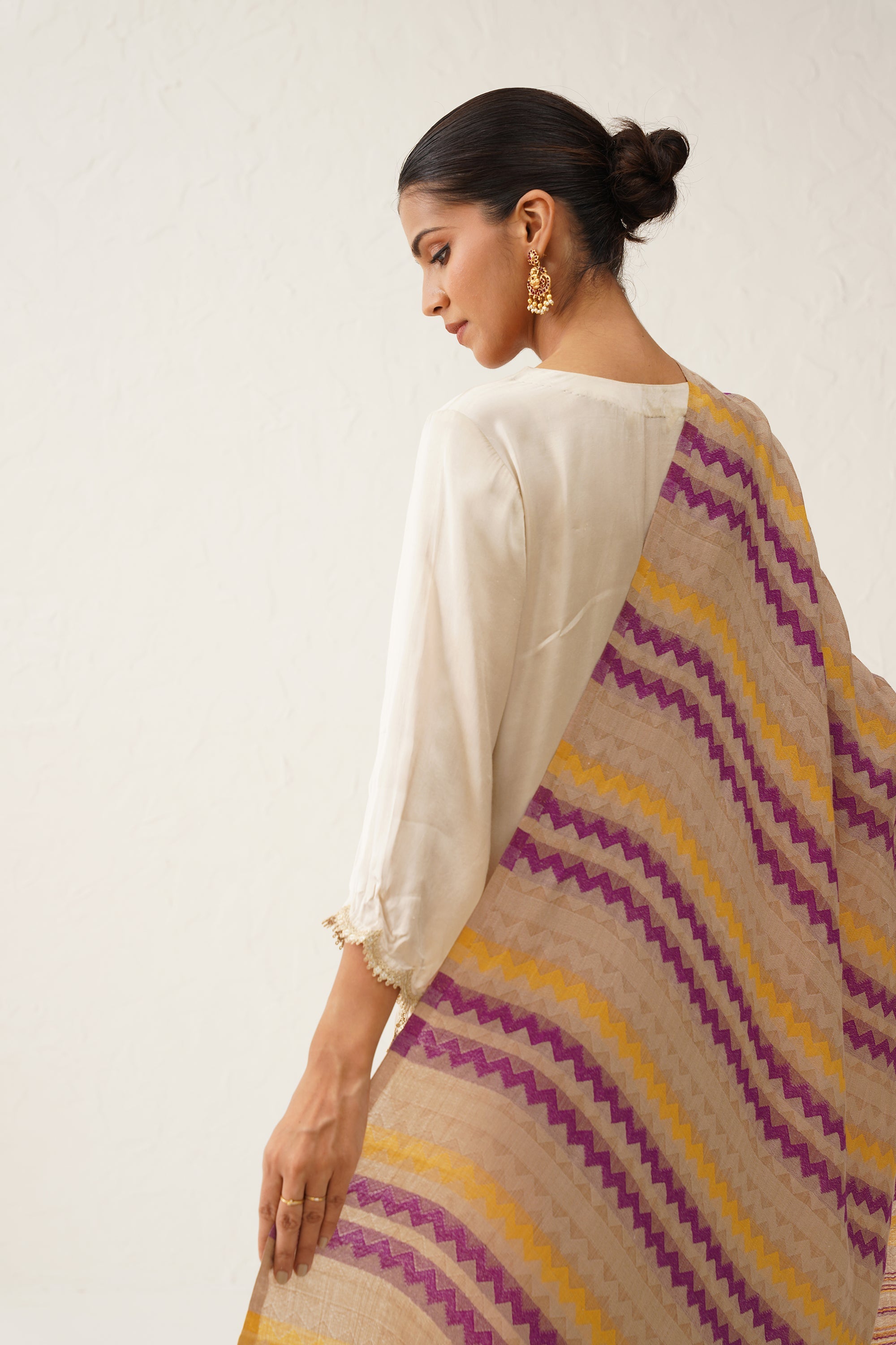 Samina Zig Zag Lurex Woollen Stole - Neetika Chopra