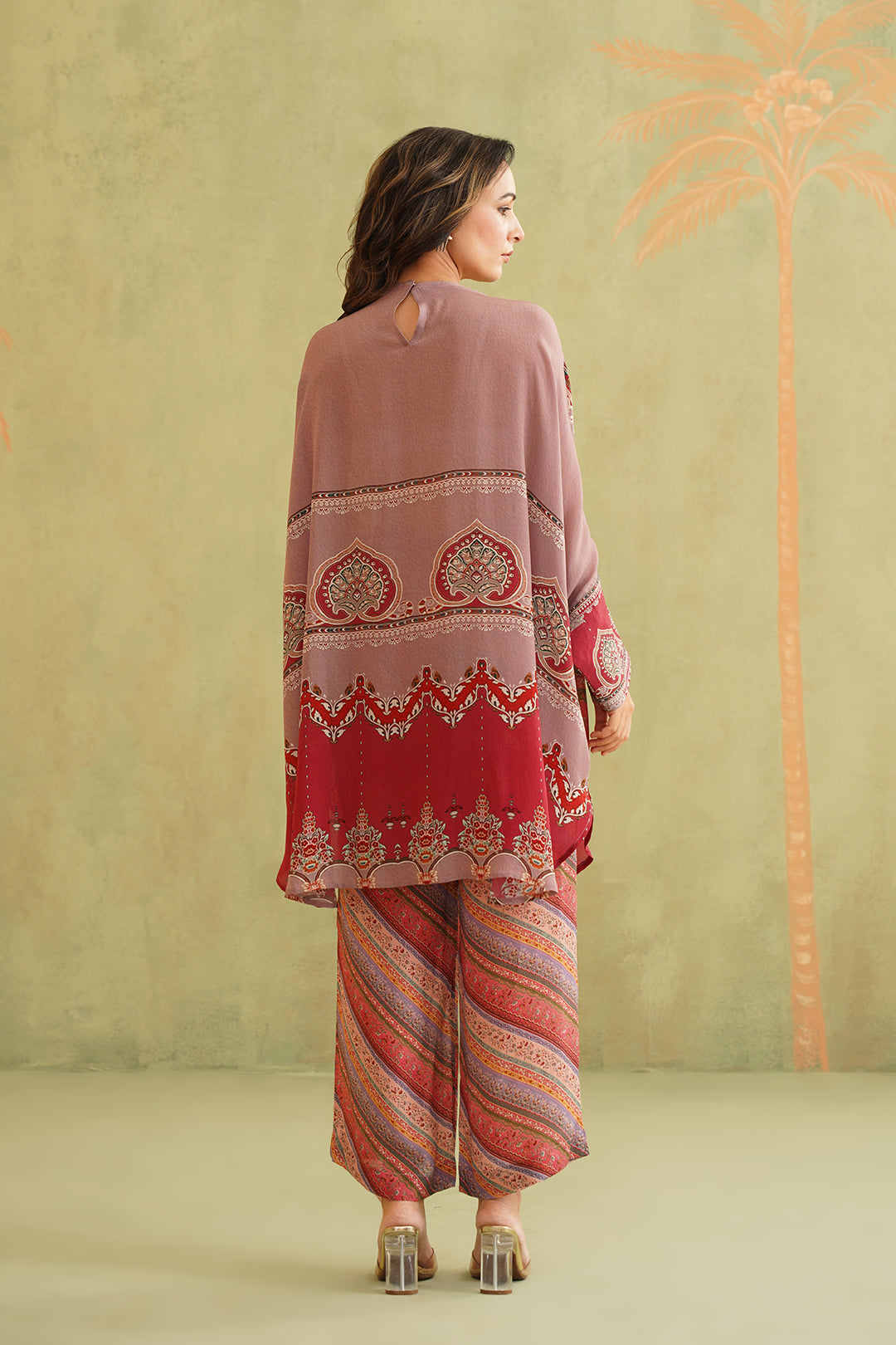 Aariz Embroidered Neck Matching Set - Neetika Chopra