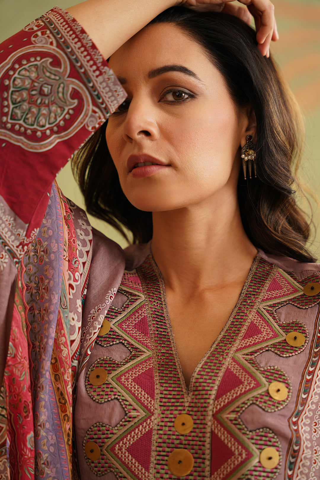 Aariz Embroidered Neck Matching Set - Neetika Chopra