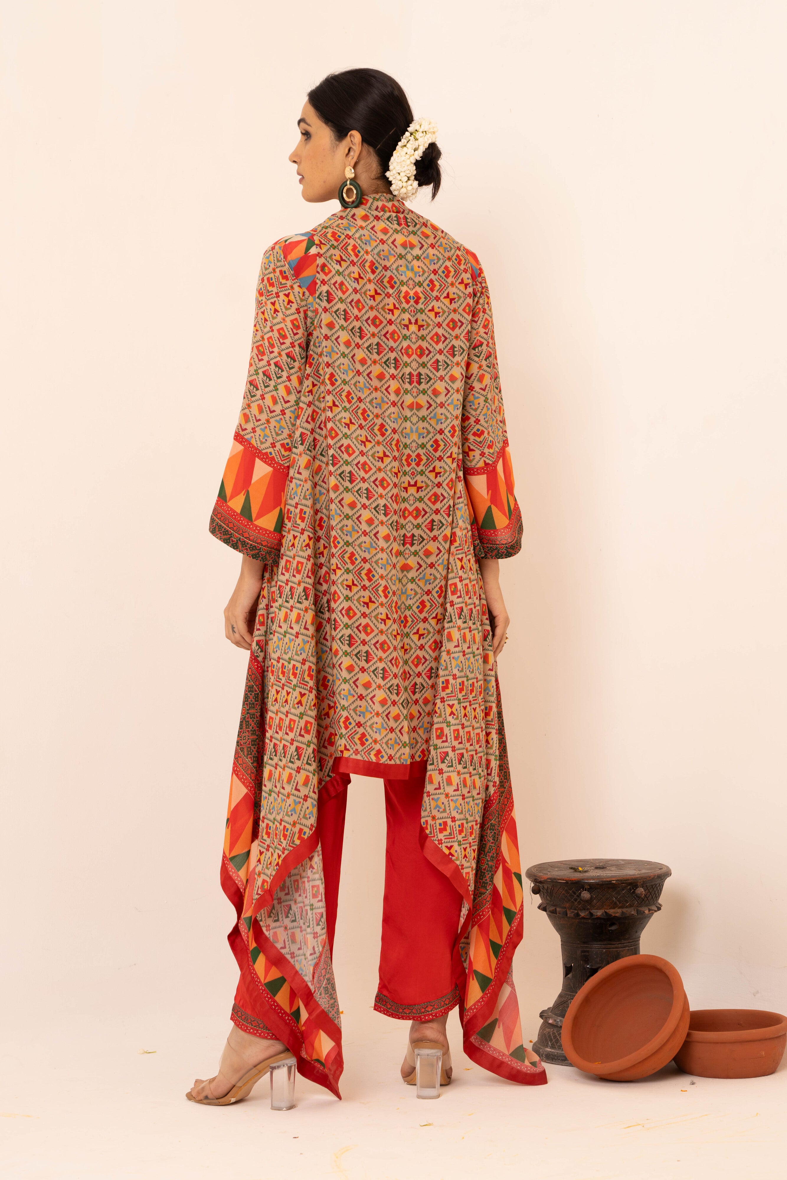 Chaand Crepe Co-ord Set - Neetika Chopra