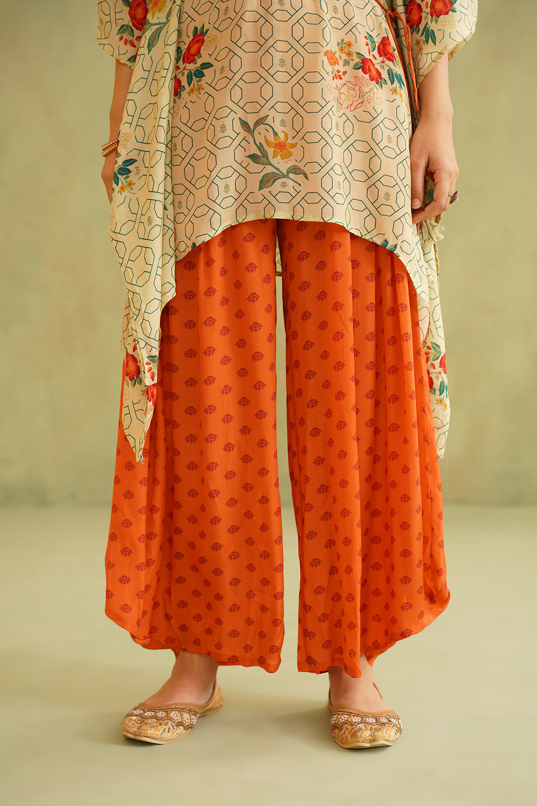 Diti Crepe Kaftaan Set - Neetika Chopra