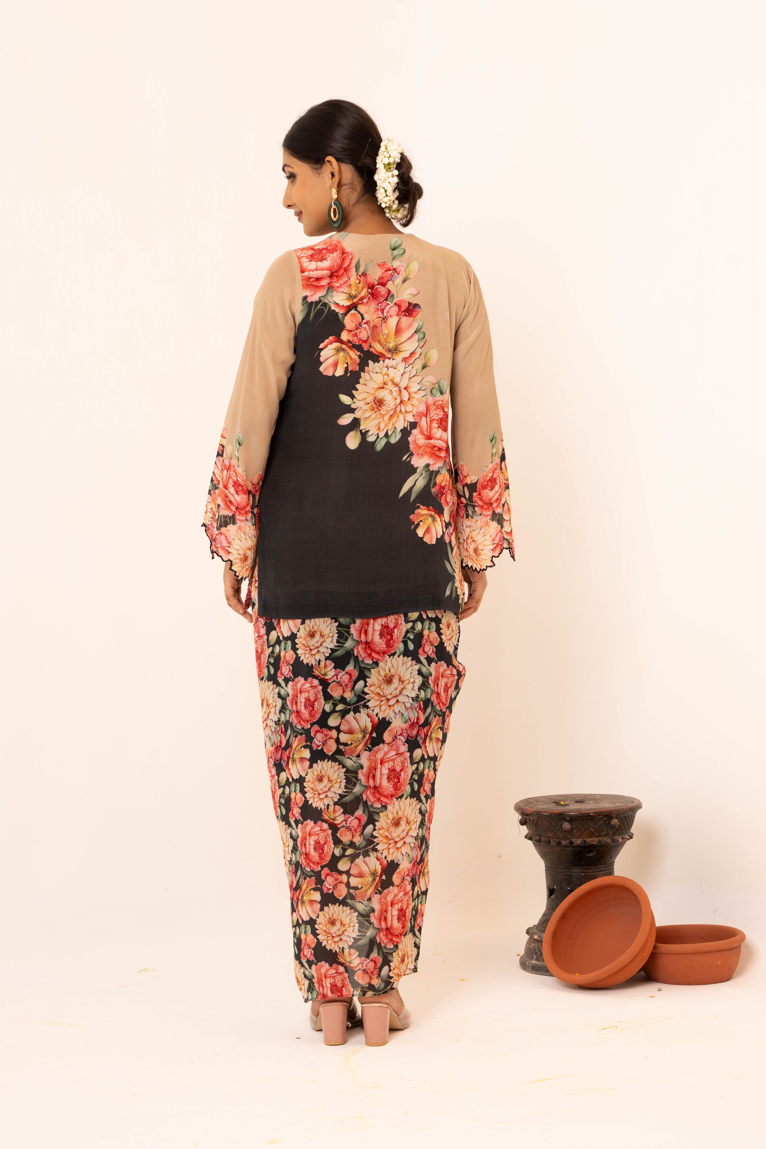 Inayat Indowestern Set - Neetika Chopra