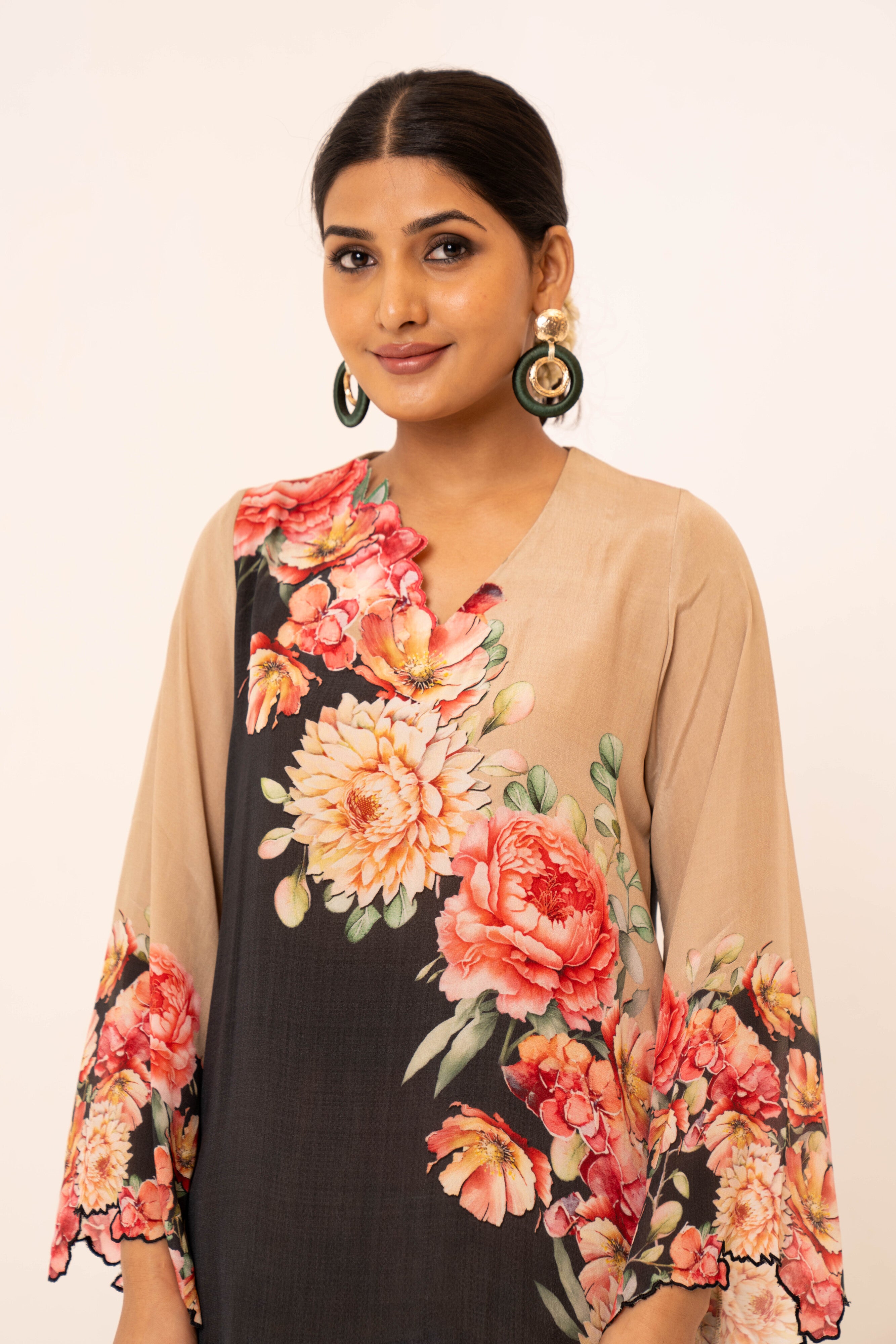 Inayat Indowestern Set - Neetika Chopra