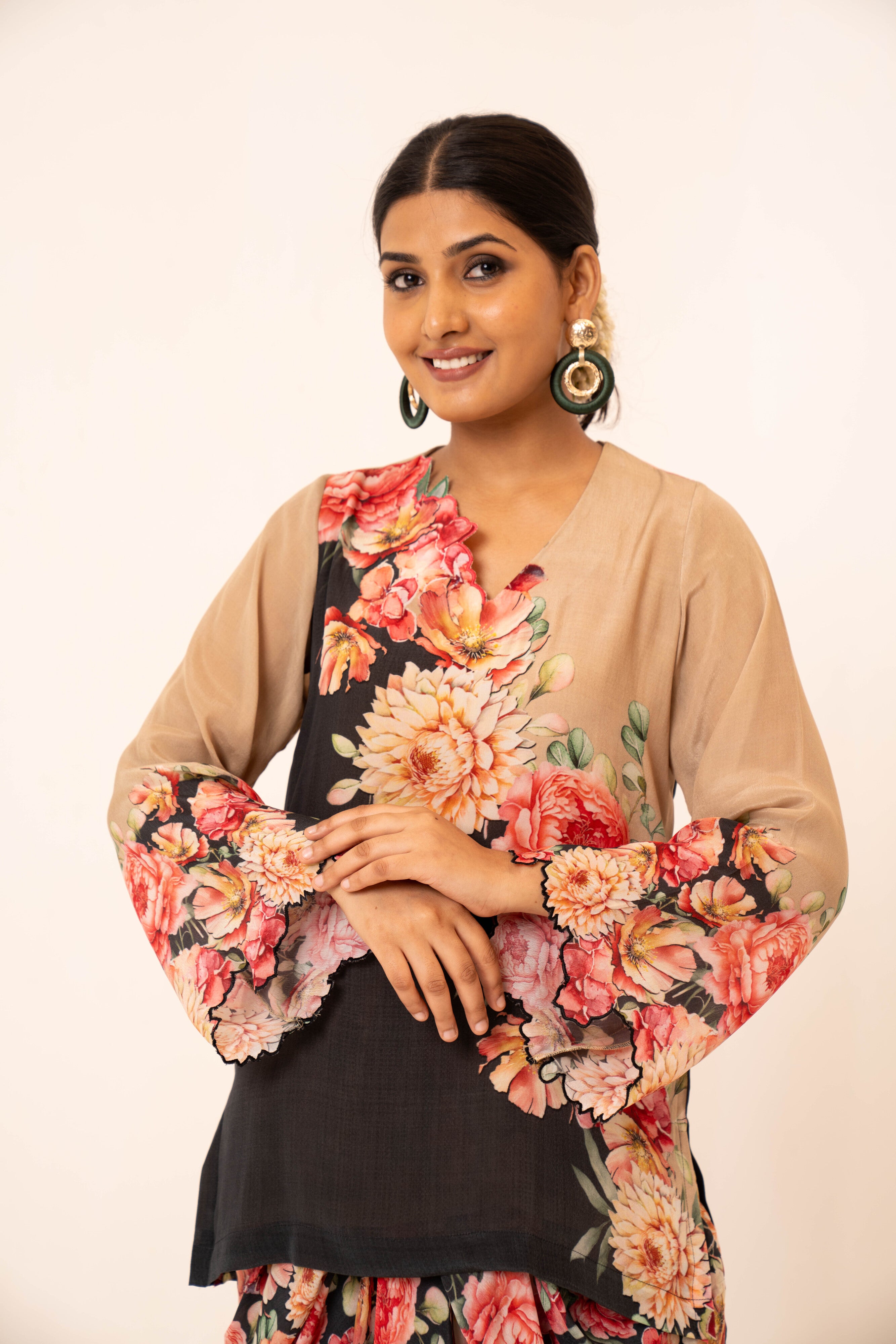 Inayat Indowestern Set - Neetika Chopra