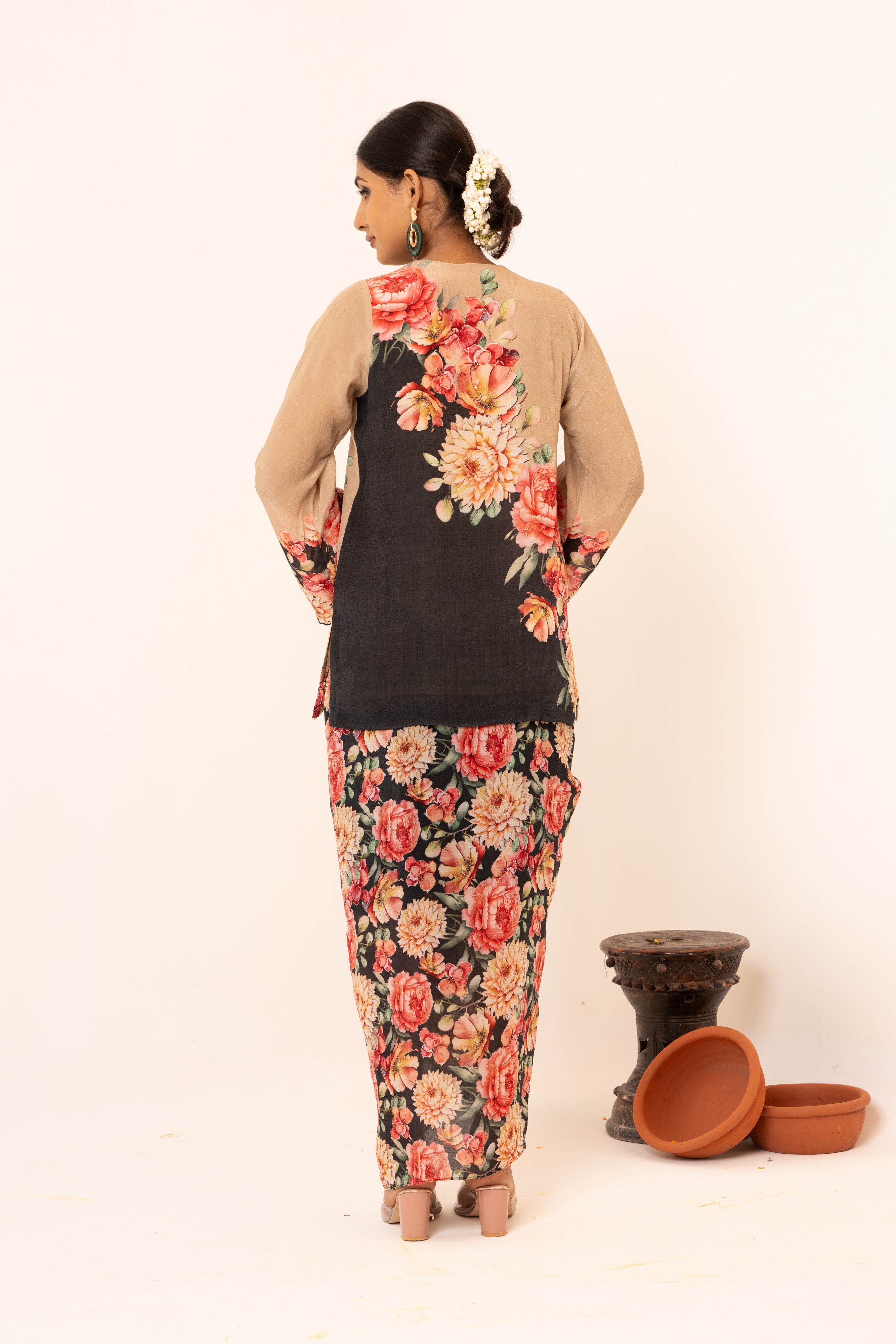 Inayat Indowestern Set - Neetika Chopra