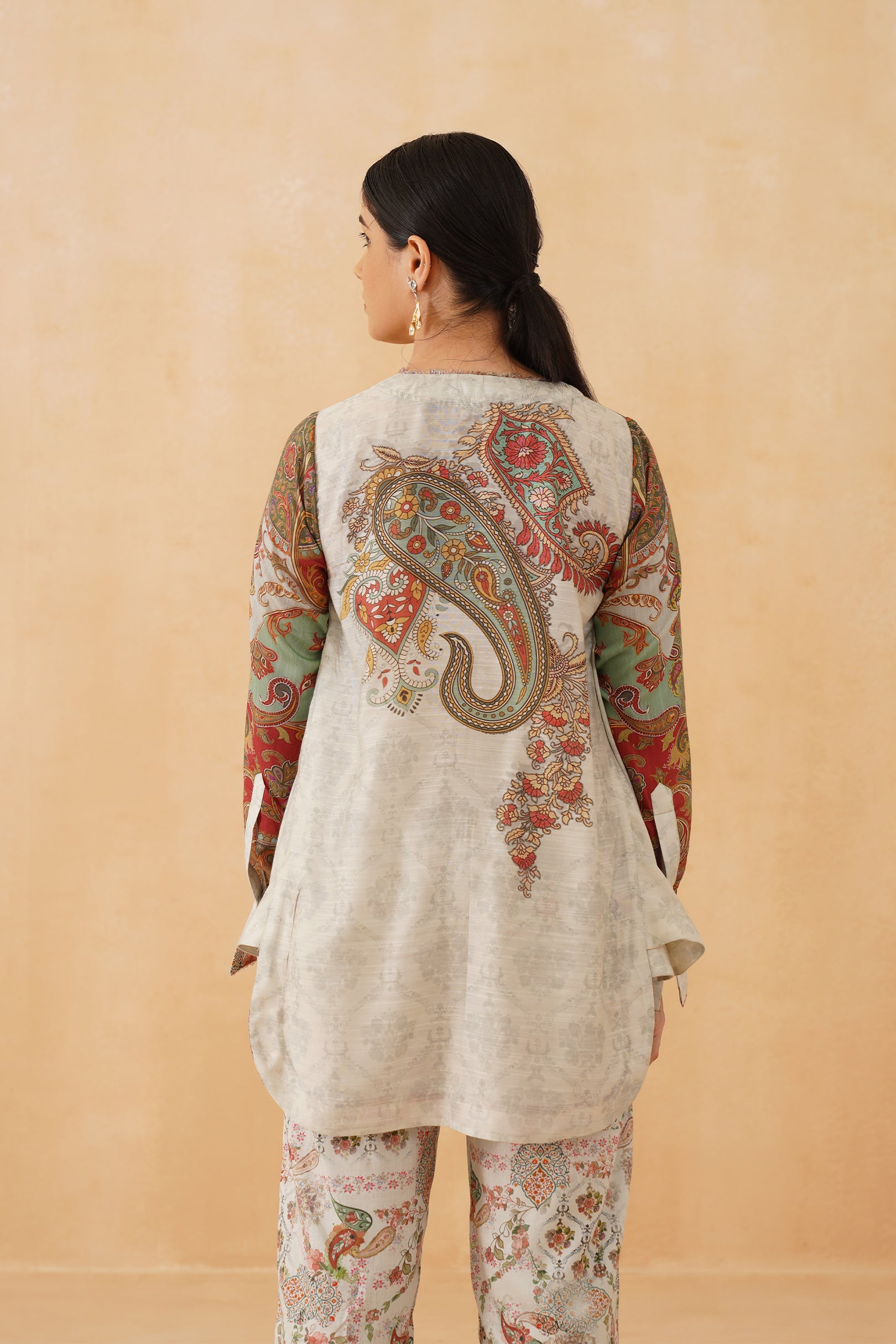 Labina Linen Crepe Matching Set - Neetika Chopra
