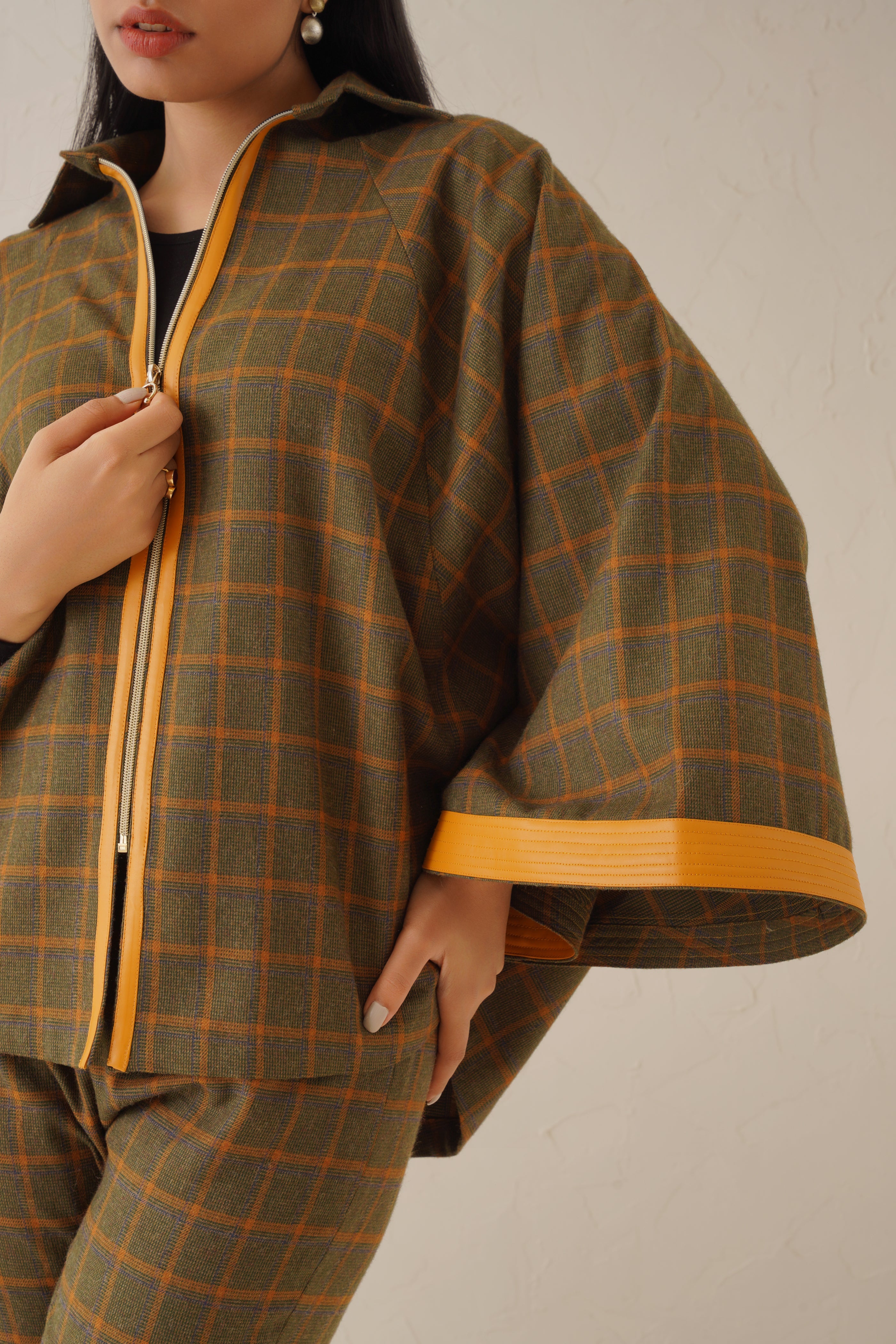 Iroko Cape Set - Neetika Chopra