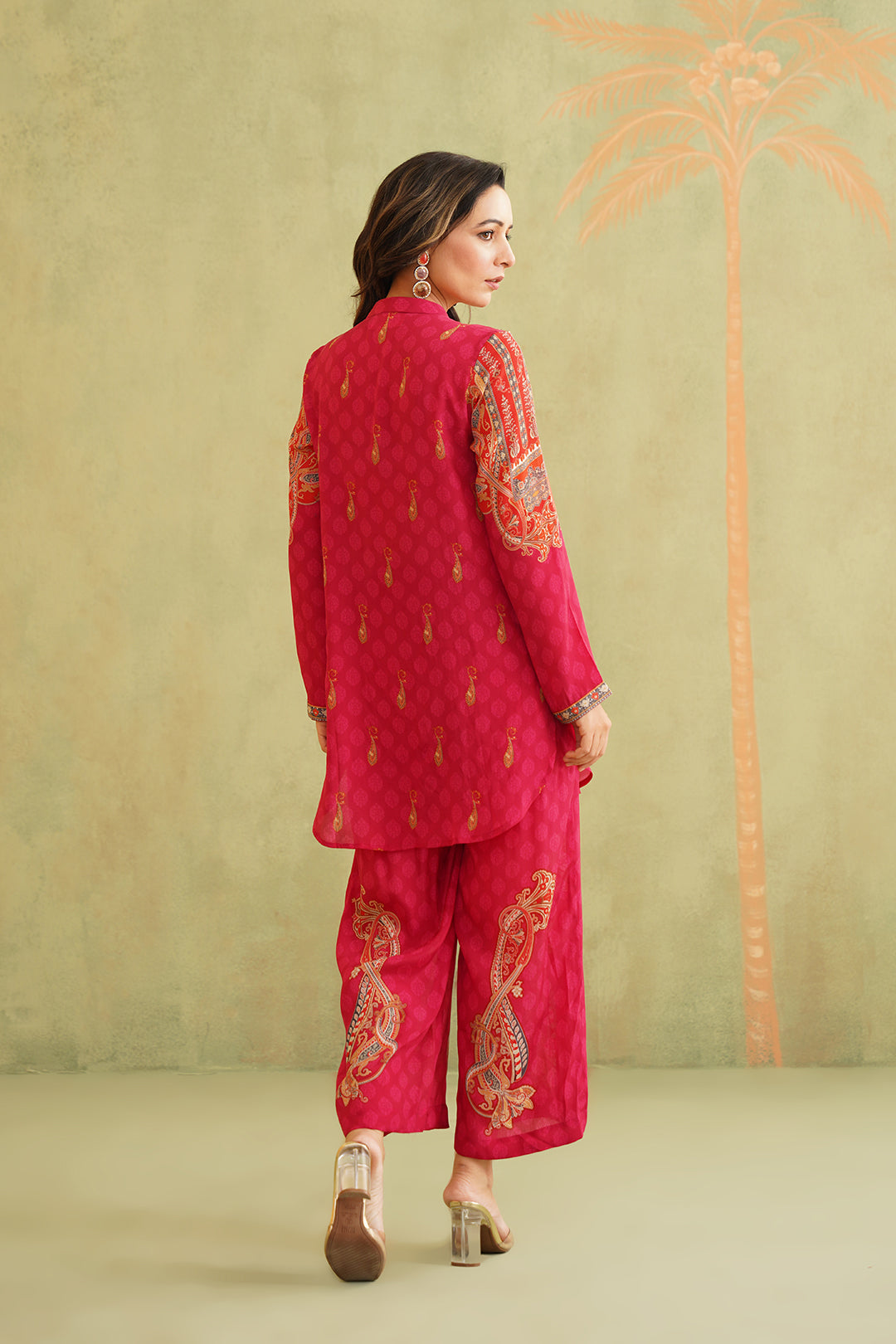 RANG CREPE HAND EMBROIDERED CREPE MATHCING SET - Neetika Chopra