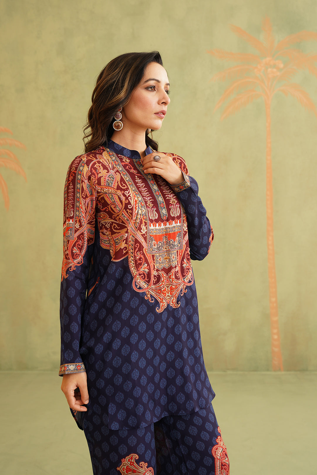 SANA HAND EMBROIDERED CREPE MATCHING SET - Neetika Chopra