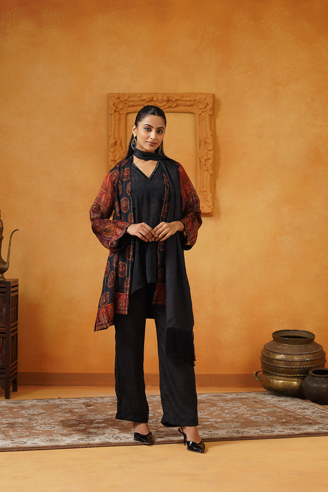 Sureena Crepe Matching Set With Stole - Neetika Chopra
