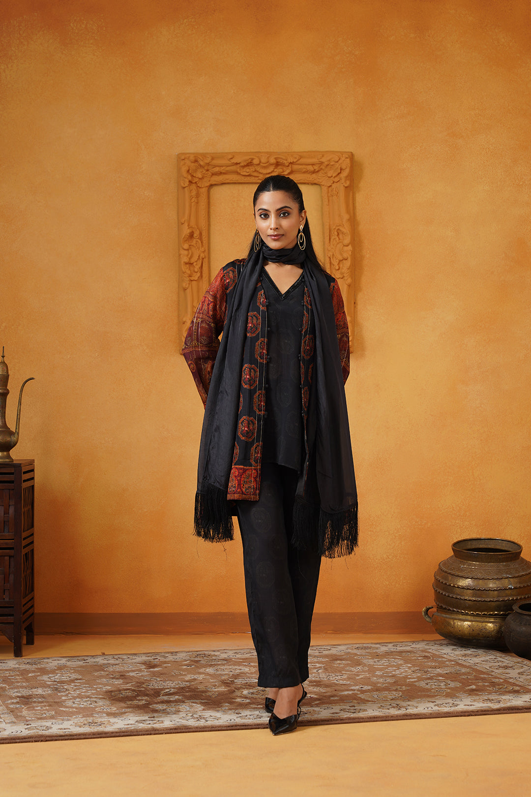 Sureena Crepe Matching Set With Stole - Neetika Chopra