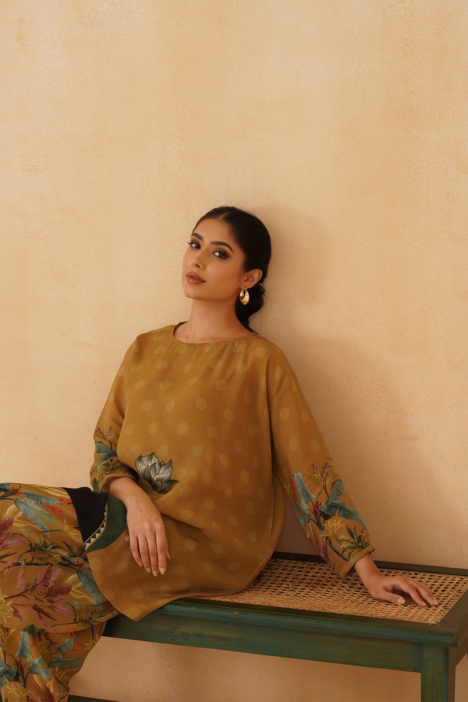 Zinia Linen Crepe Matching Set - Neetika Chopra