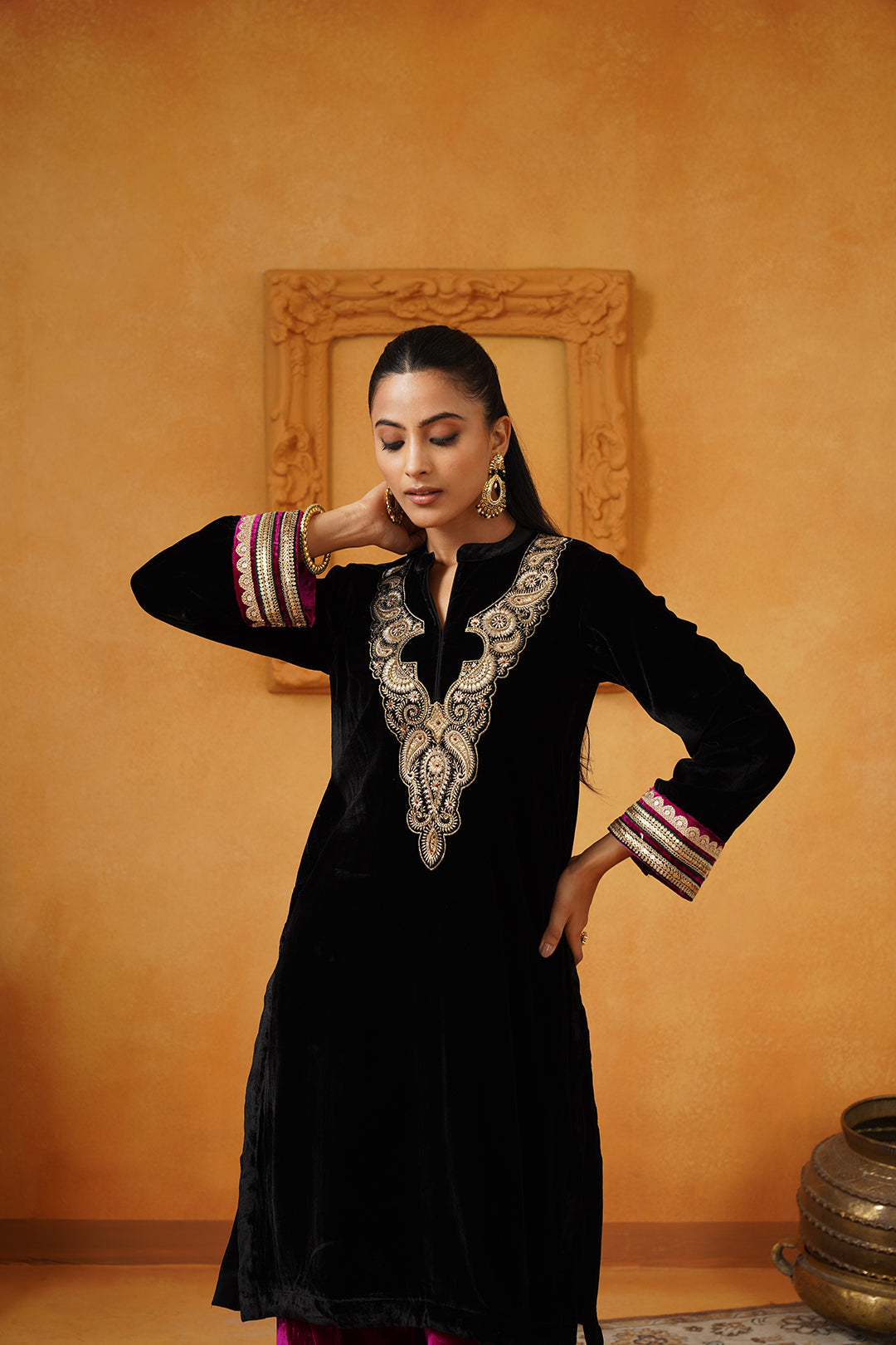 Nadia Velvet Emboidered Kurta Set - Neetika Chopra