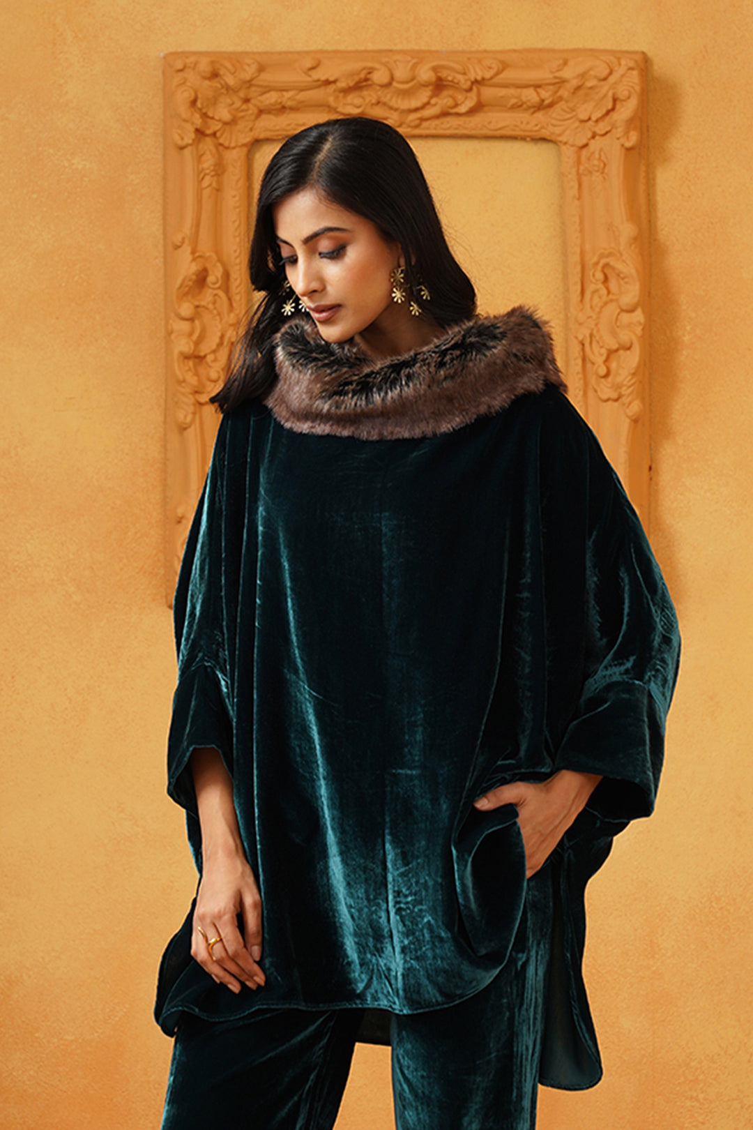 Hania Velvet Poncho - Neetika Chopra