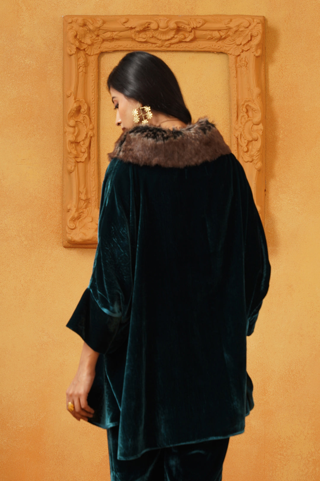 Hania Velvet Poncho - Neetika Chopra
