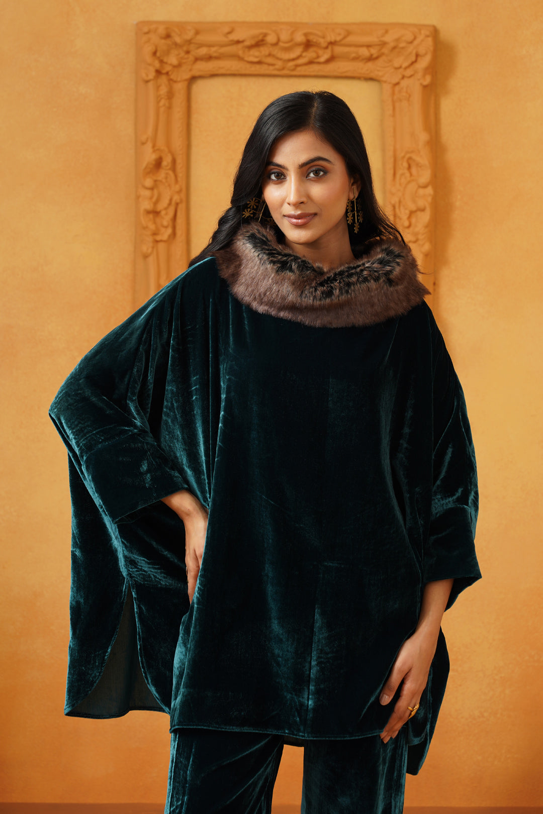 Hania Velvet Poncho - Neetika Chopra
