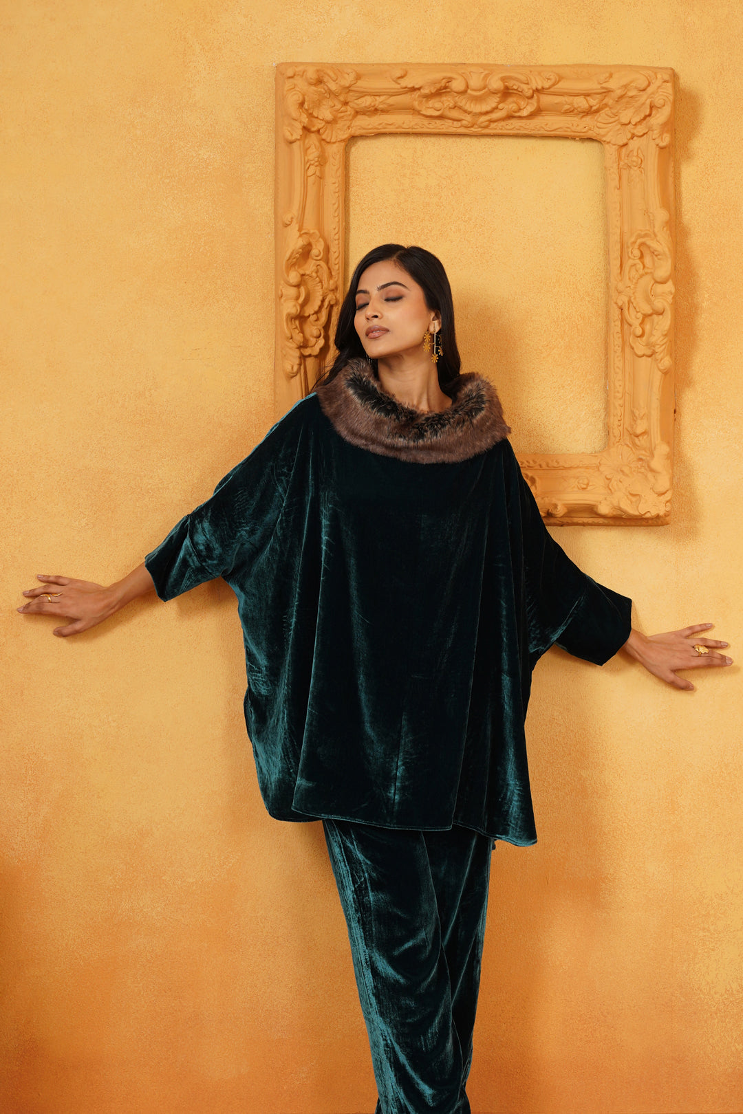 Hania Velvet Poncho - Neetika Chopra