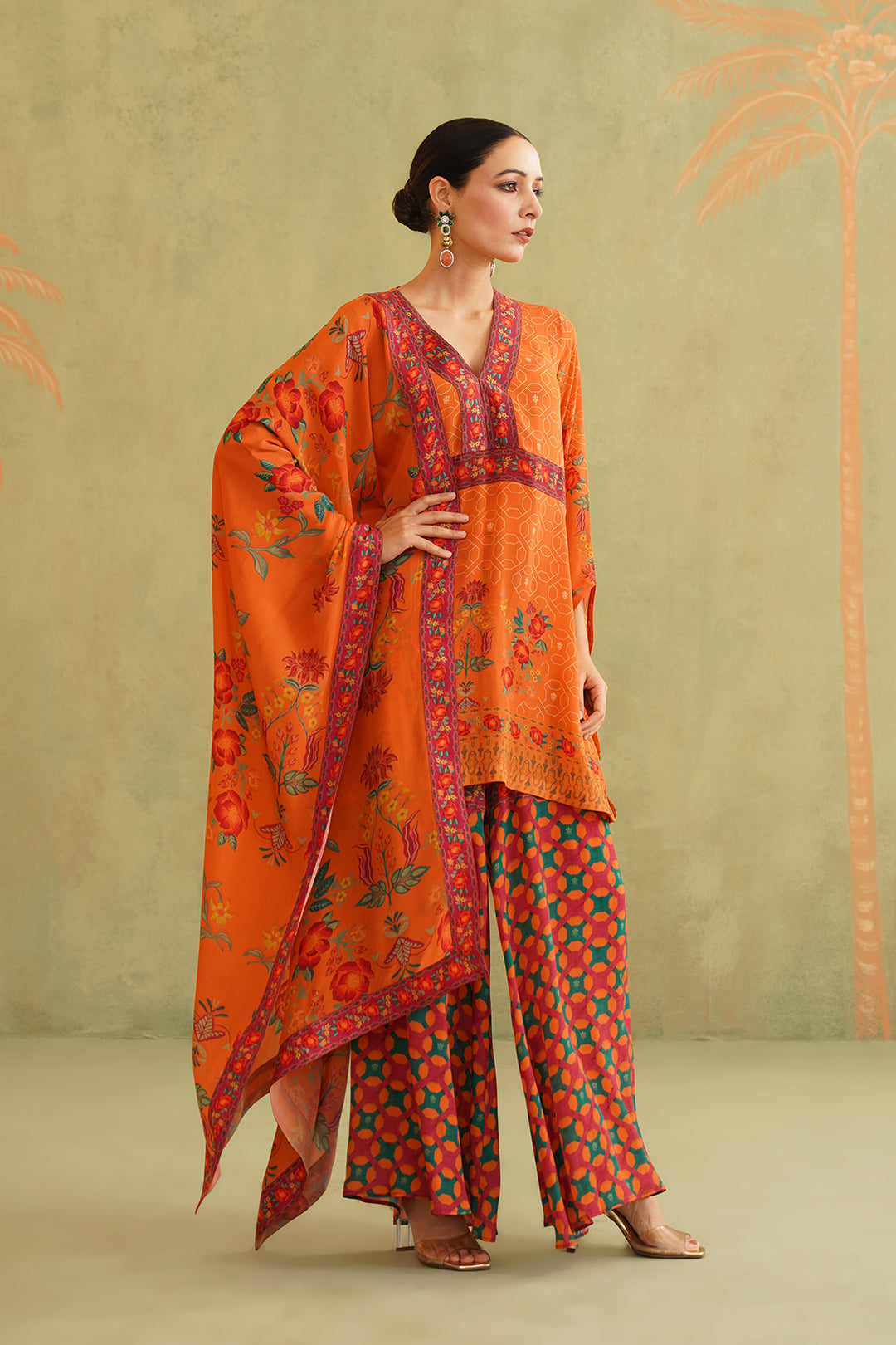HASEEN CREPE SHARARA SET WITH DUPATTA - Neetika Chopra