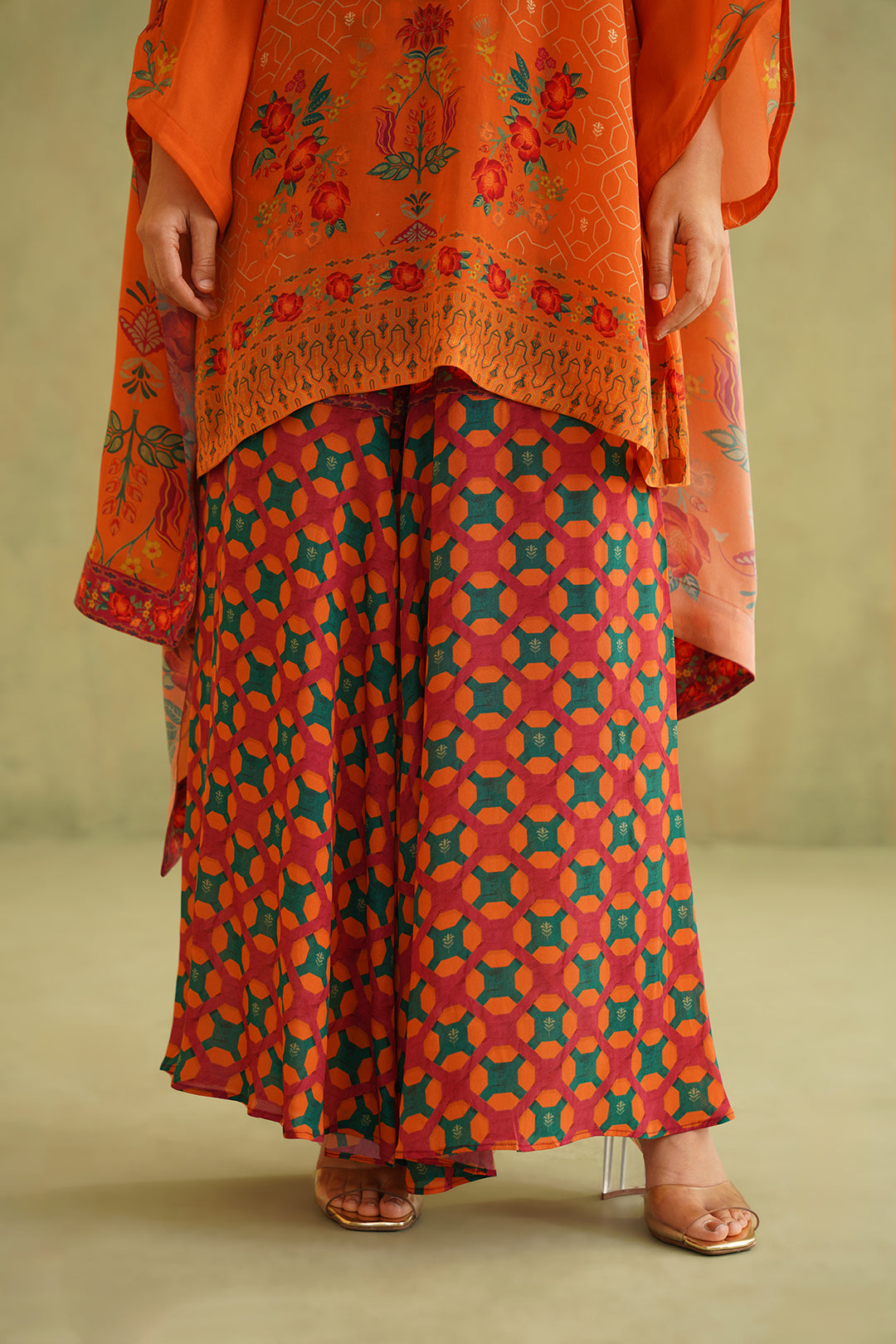 HASEEN CREPE SHARARA SET WITH DUPATTA - Neetika Chopra