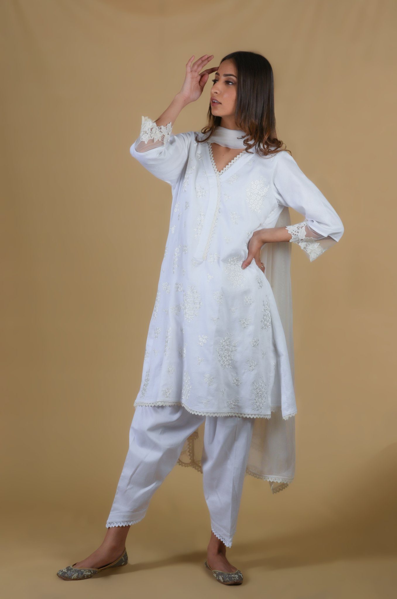 Daisy White V-Neck Embroidered Suit Set - Neetika Chopra