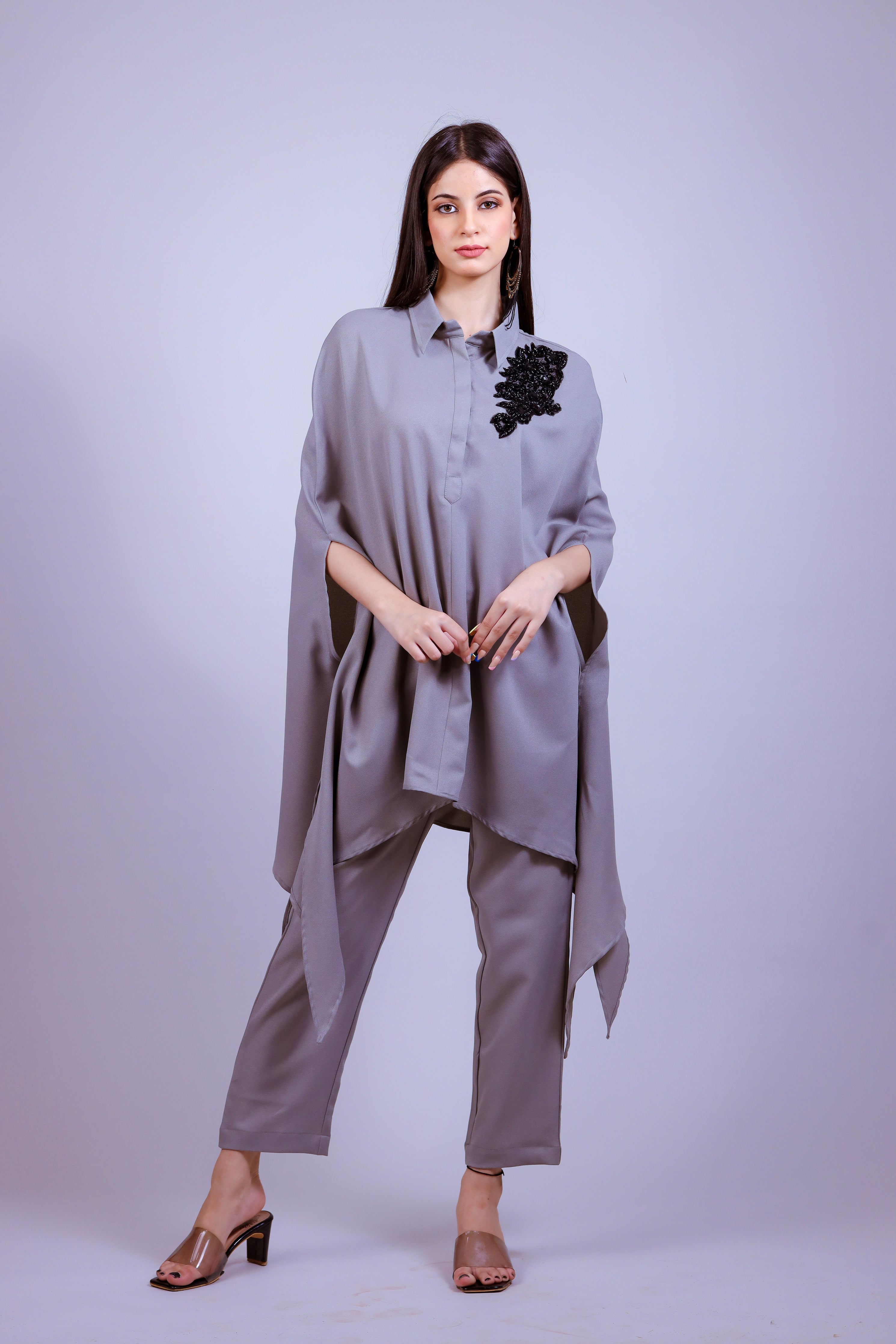 Grey Bubble Black Motif Kaftaan Co-ord Set - Neetika Chopra