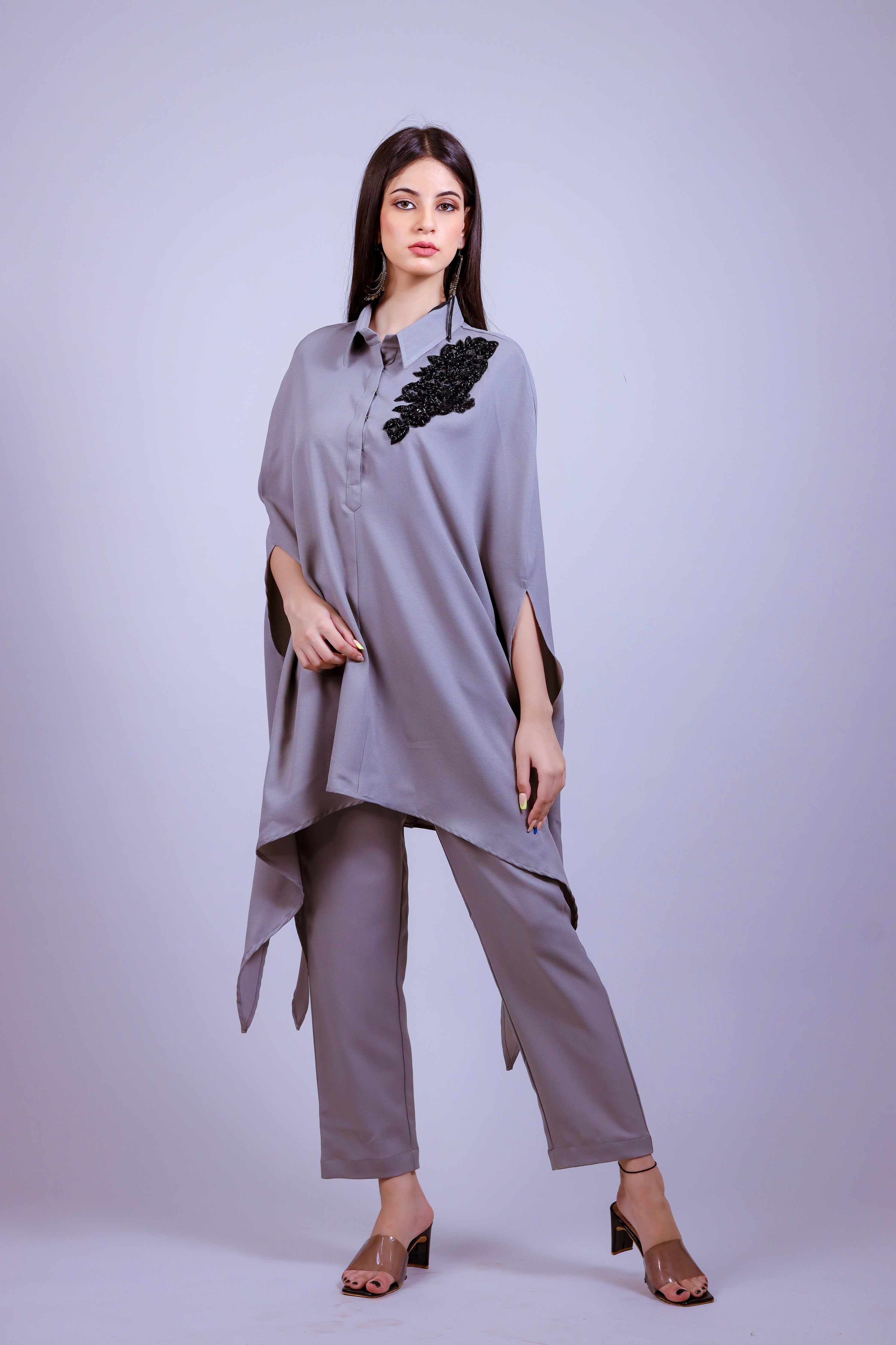 Grey Bubble Black Motif Kaftaan Co-ord Set - Neetika Chopra