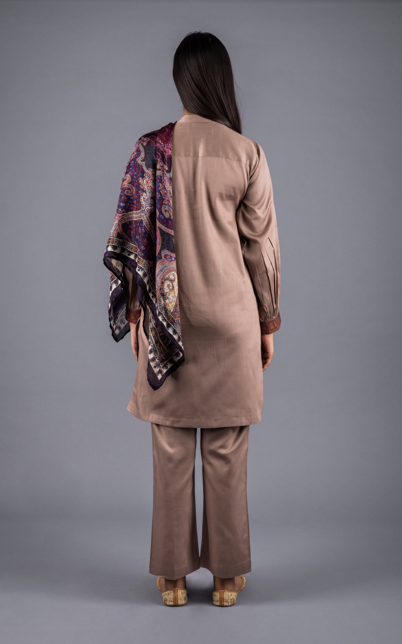 Toosh Cotton Co-ord Set With Kamalkari Printed Scarf - Neetika Chopra