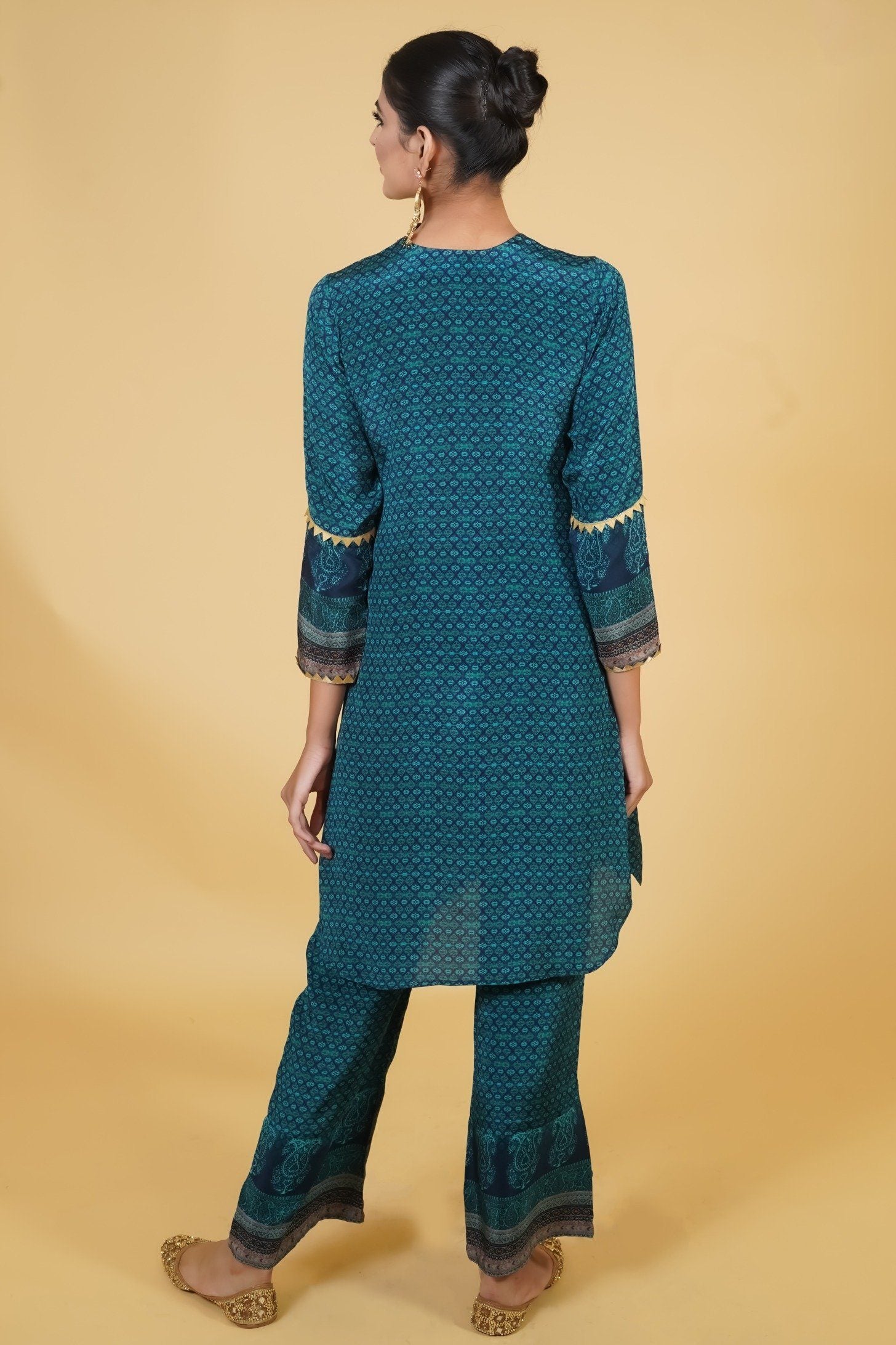 Retromotive Blue Kurta Set - Neetika Chopra