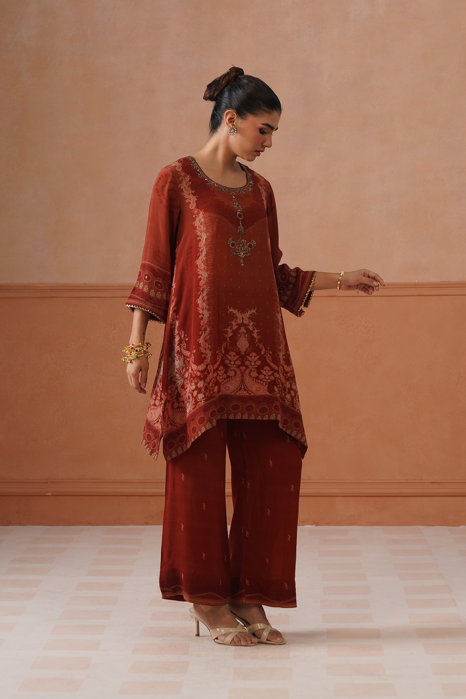 Alizeh Linen Hand Embroidered Matching Set
