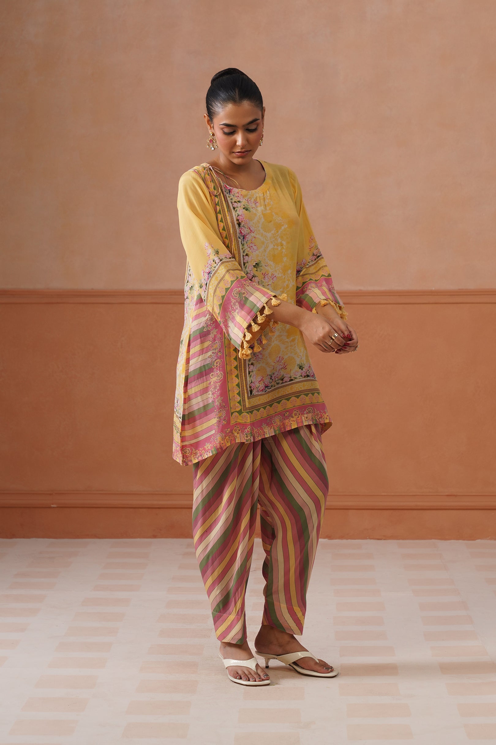 Inayat Crepe Printed Mathcing Set