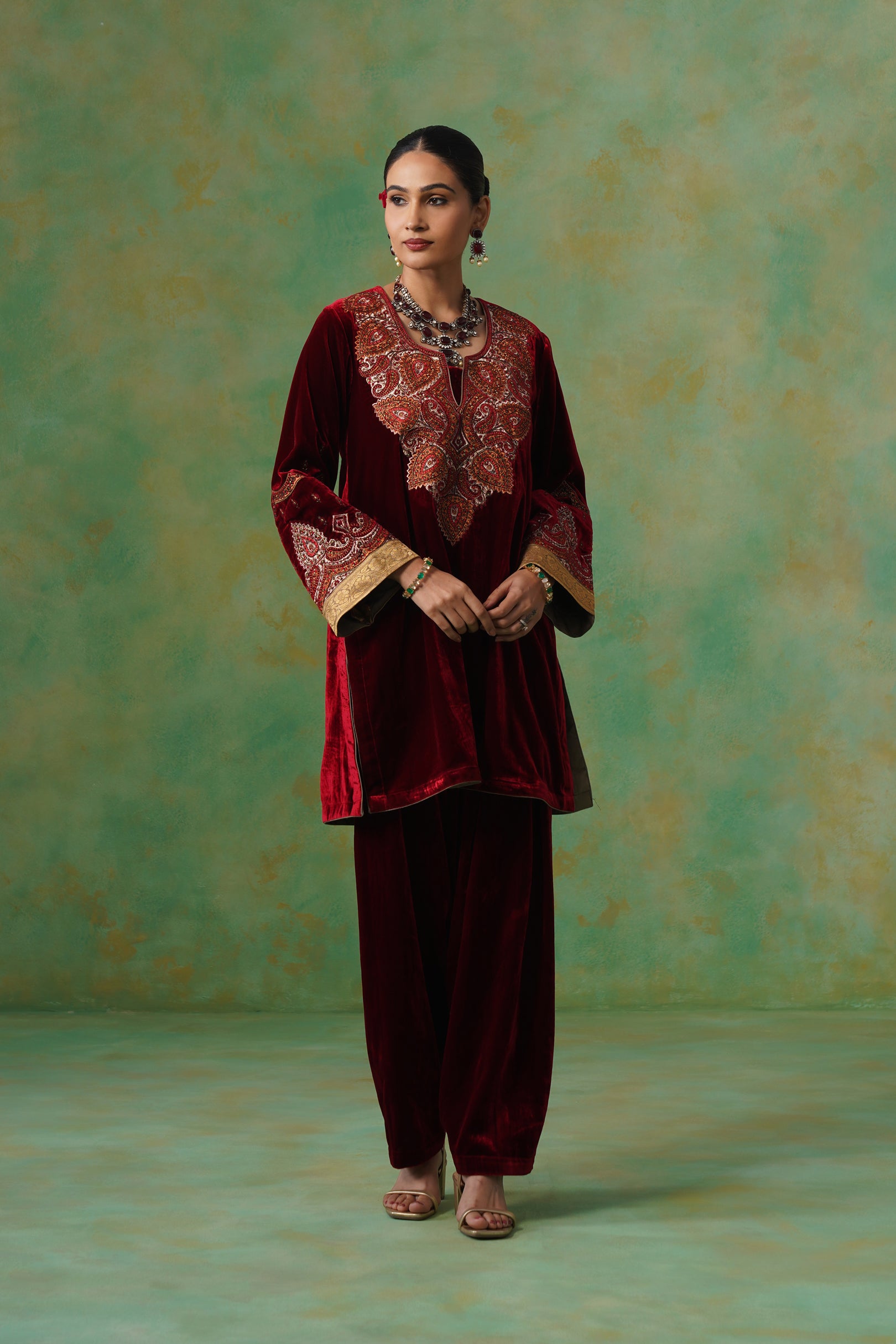Jaya Embroidered Velvet Suit Set