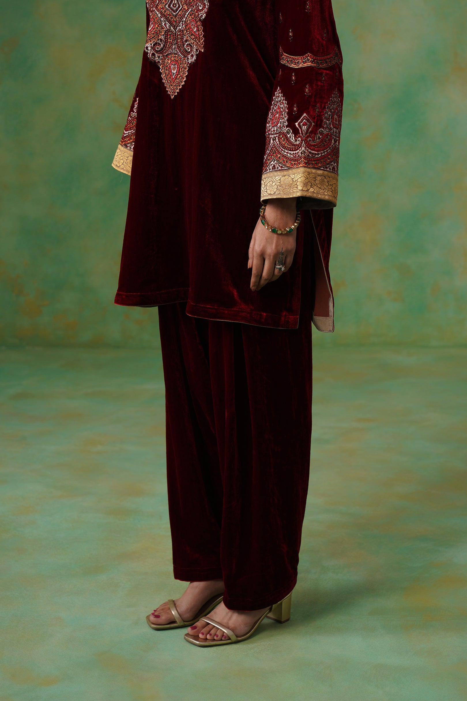 Jaya Embroidered Velvet Suit Set