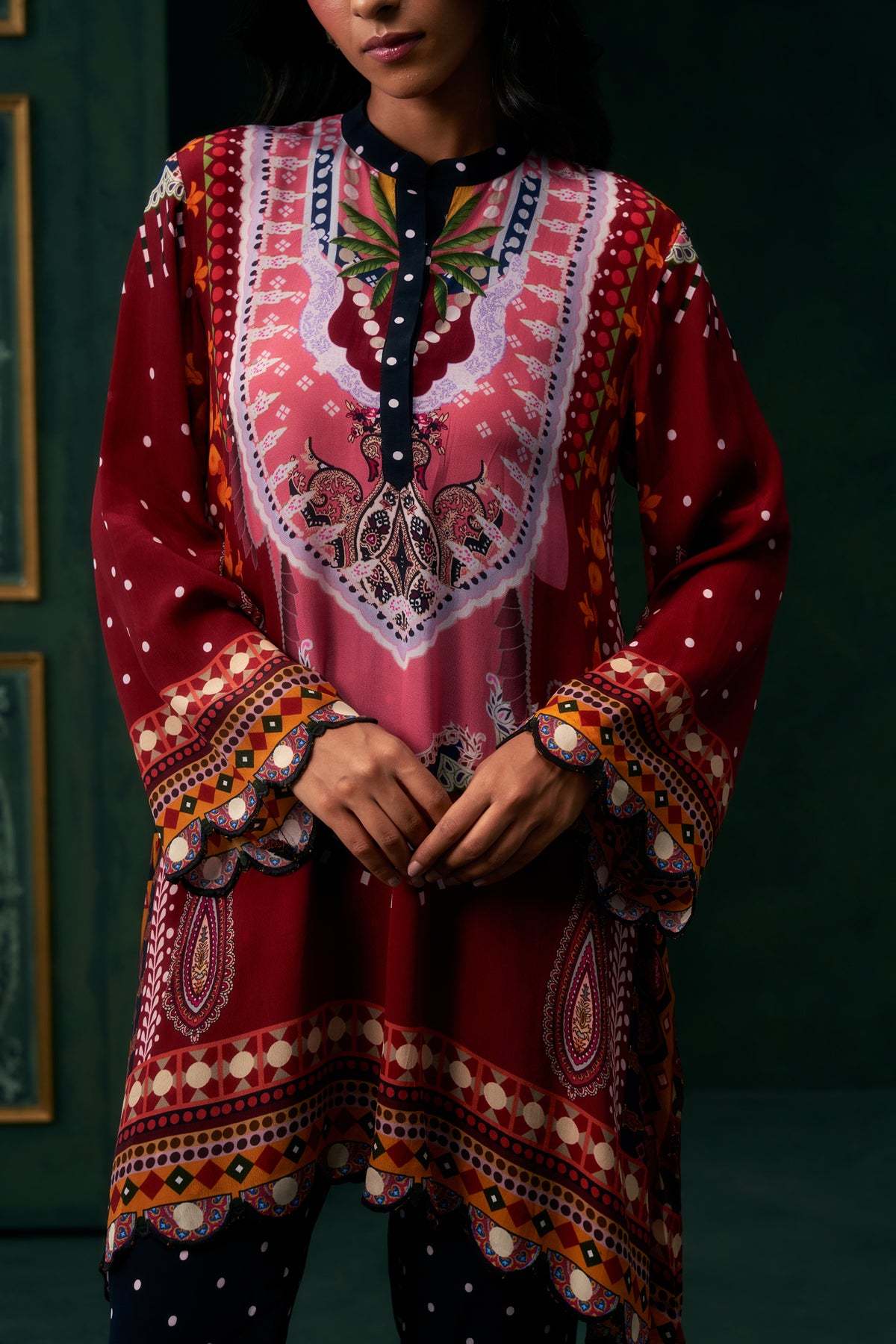 Tavira Crepe Printed Suit Set