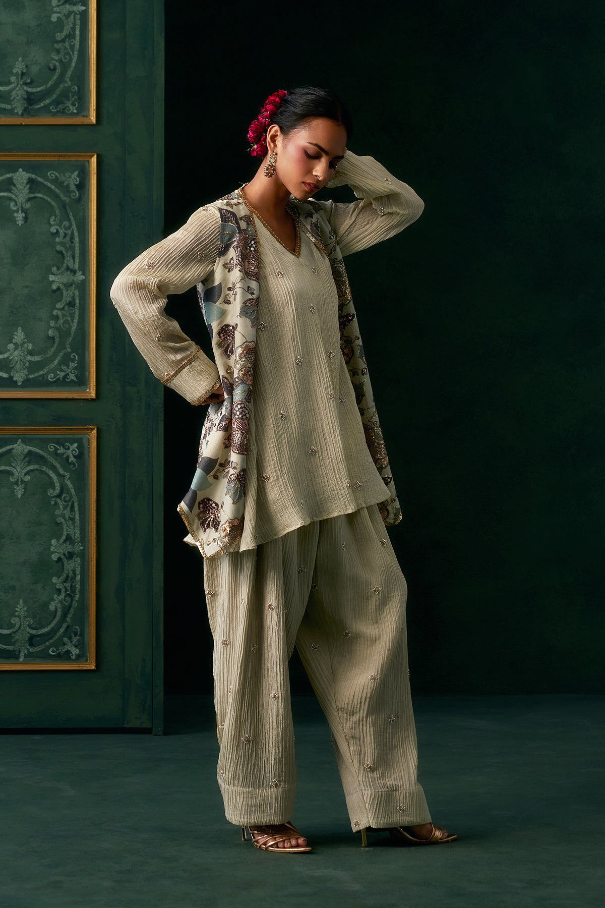 Yashvi Crinkled Tissue Embroidered Jacket Set
